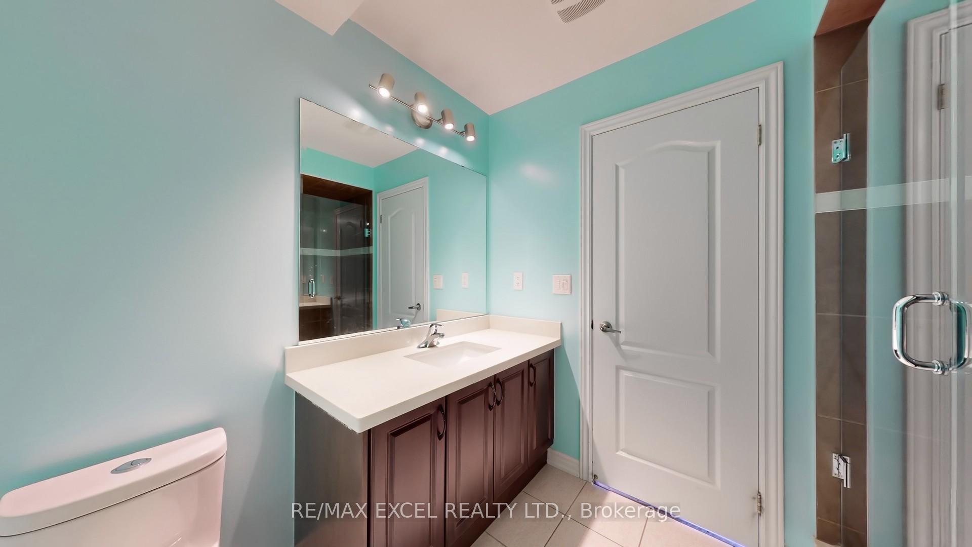 Photo 23 of 103 Living Crescent, Markham, Victoria Square — HOMEH