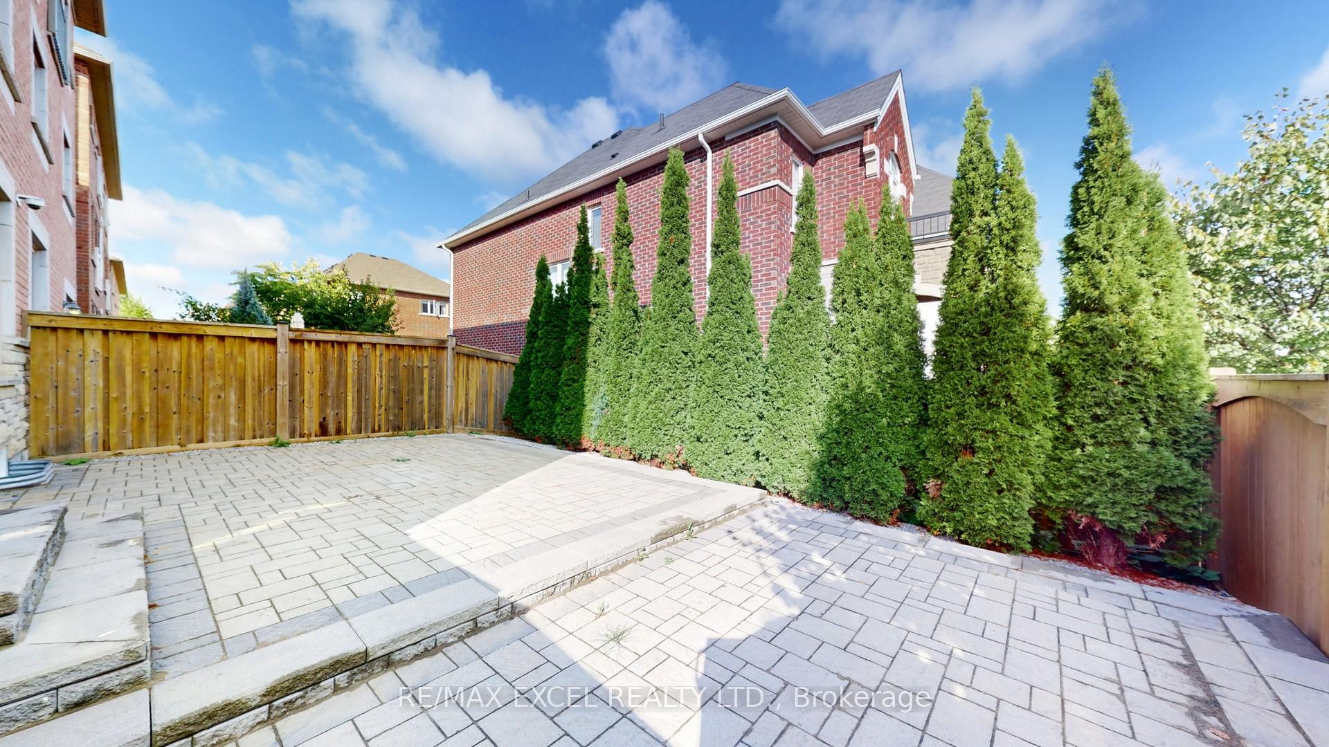 Photo 29 of 103 Living Crescent, Markham, Victoria Square — HOMEH
