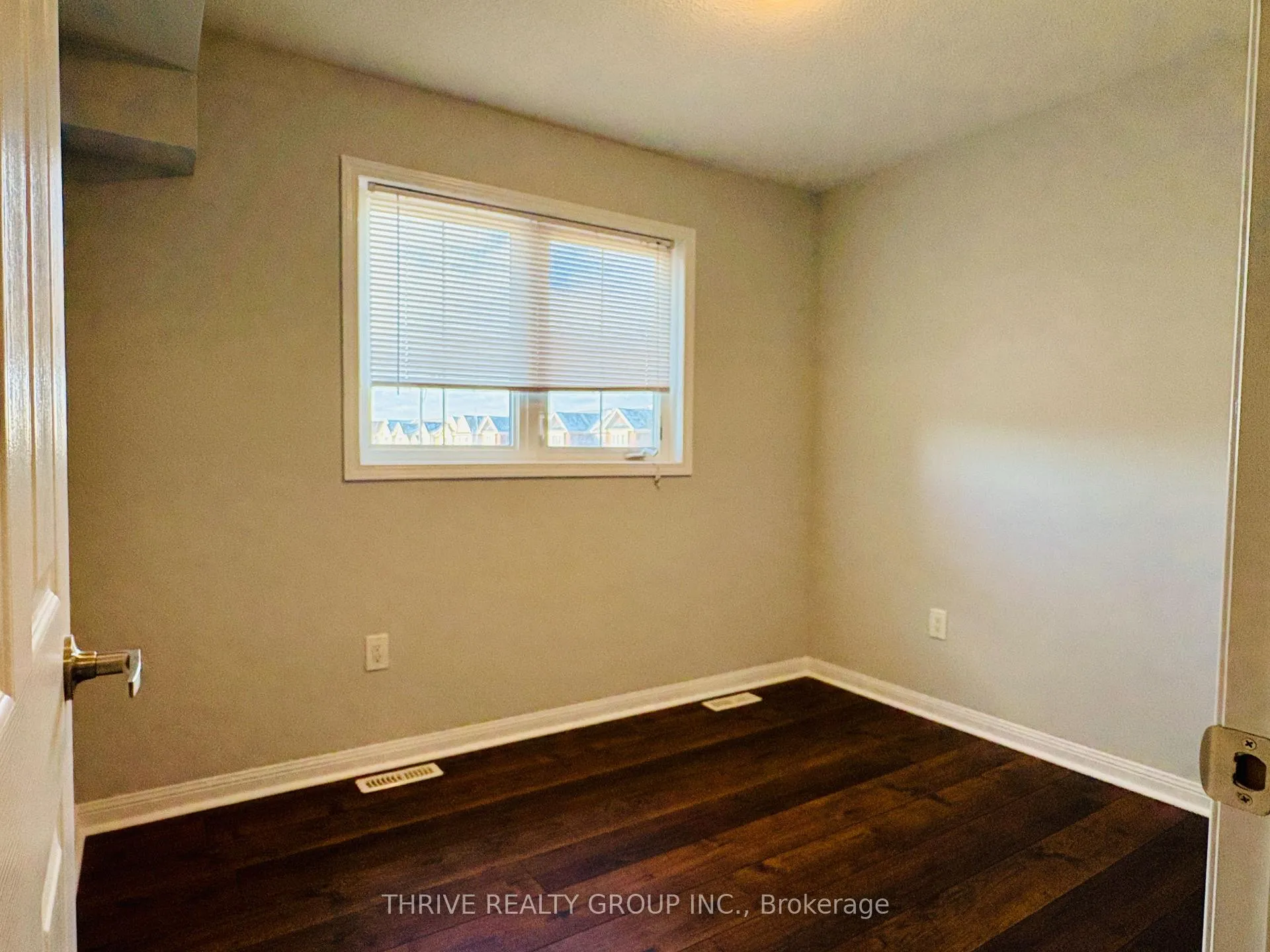 Photo 9 of 1029 Farmstead. Drive, Milton, Willmott — HOMEH