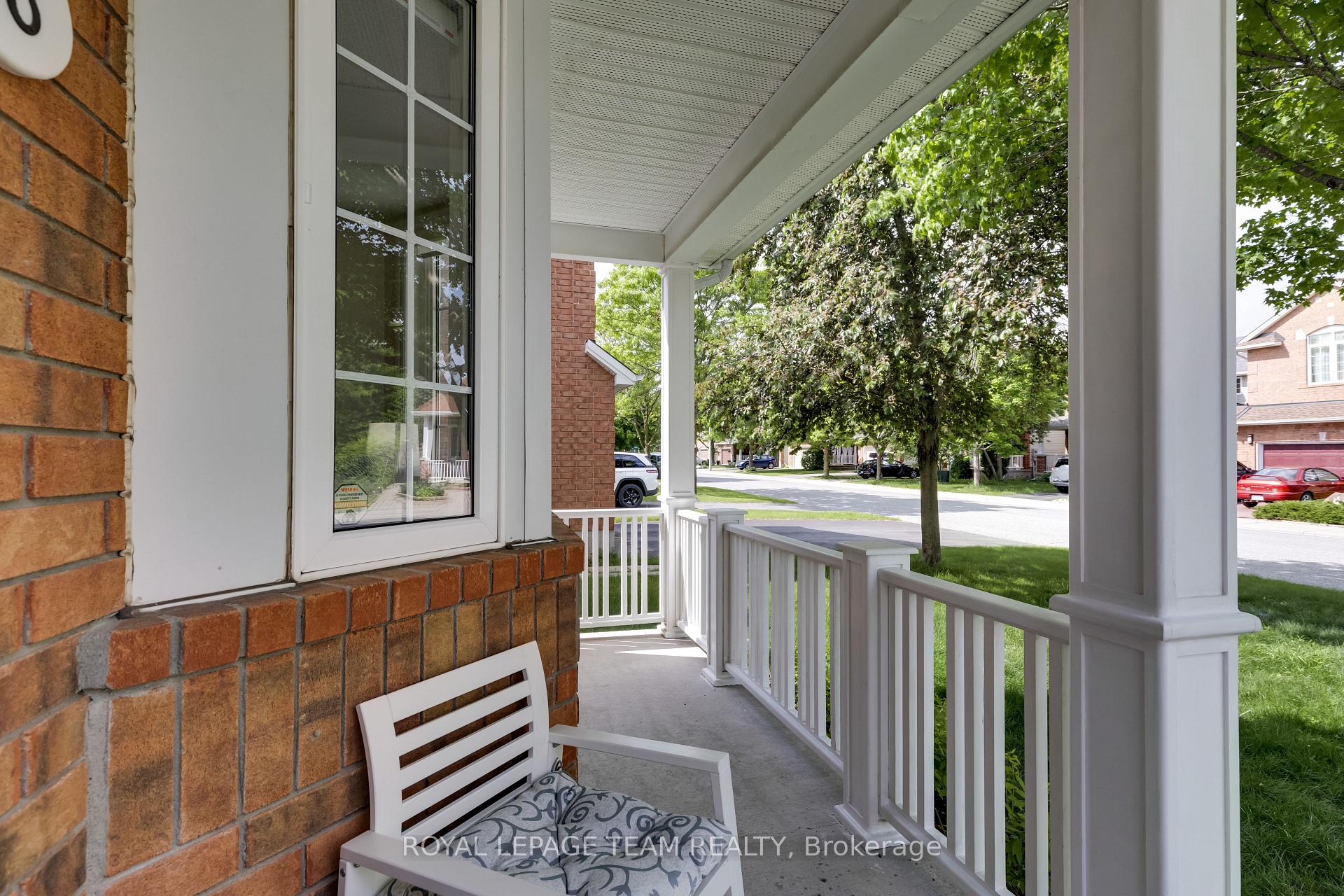 Photo 2 of 18 Drysdale Street, Ottawa, Kanata - Beaverbrook — HOMEH