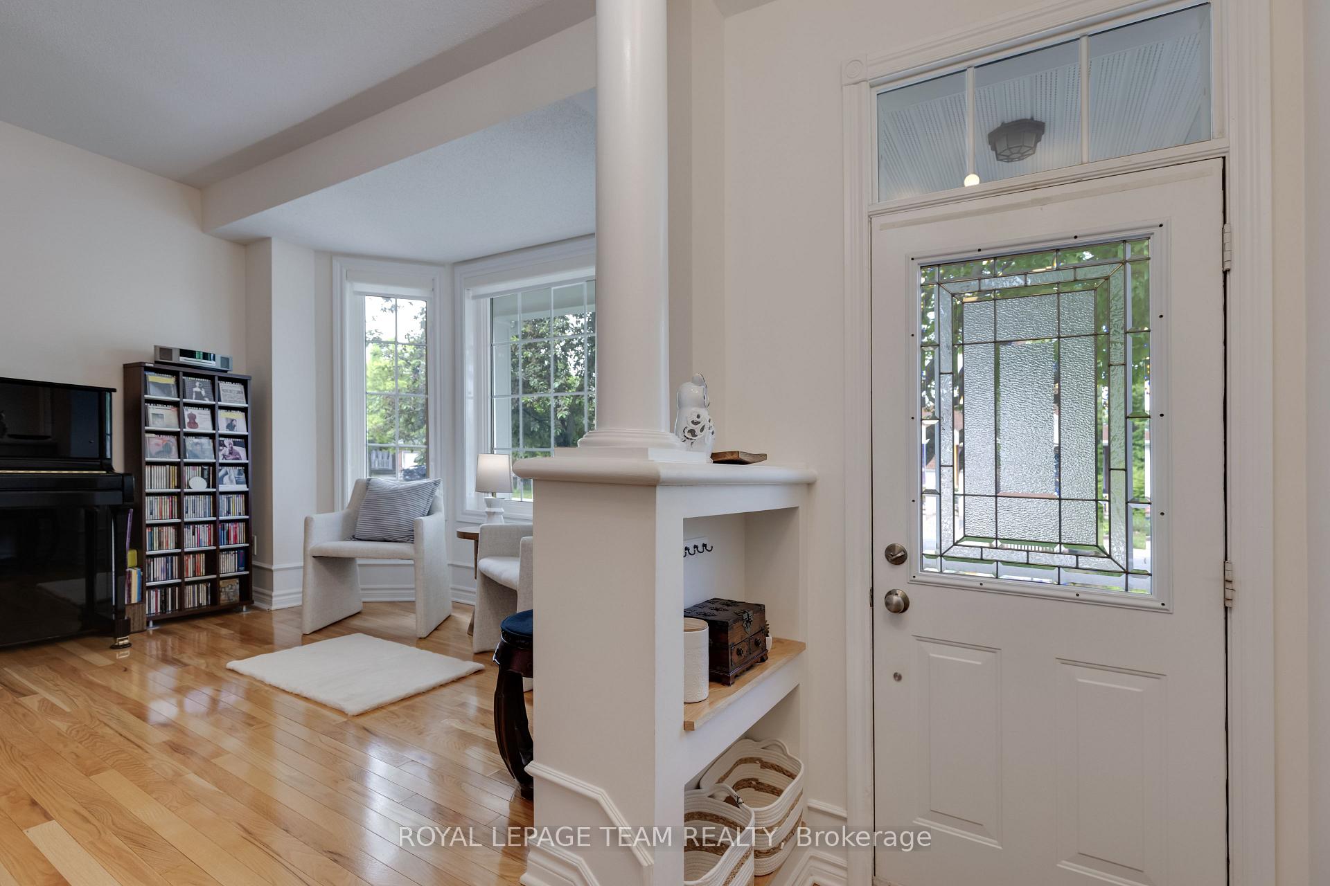Photo 5 of 18 Drysdale Street, Ottawa, Kanata - Beaverbrook — HOMEH