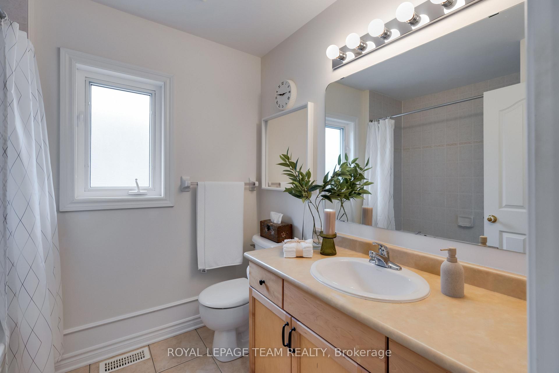 Photo 30 of 18 Drysdale Street, Ottawa, Kanata - Beaverbrook — HOMEH
