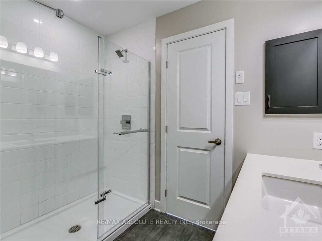 Photo 6 of 4952 Abbott Street E, Ottawa, Kanata - Emerald Meadows/Trailwest — HOMEH