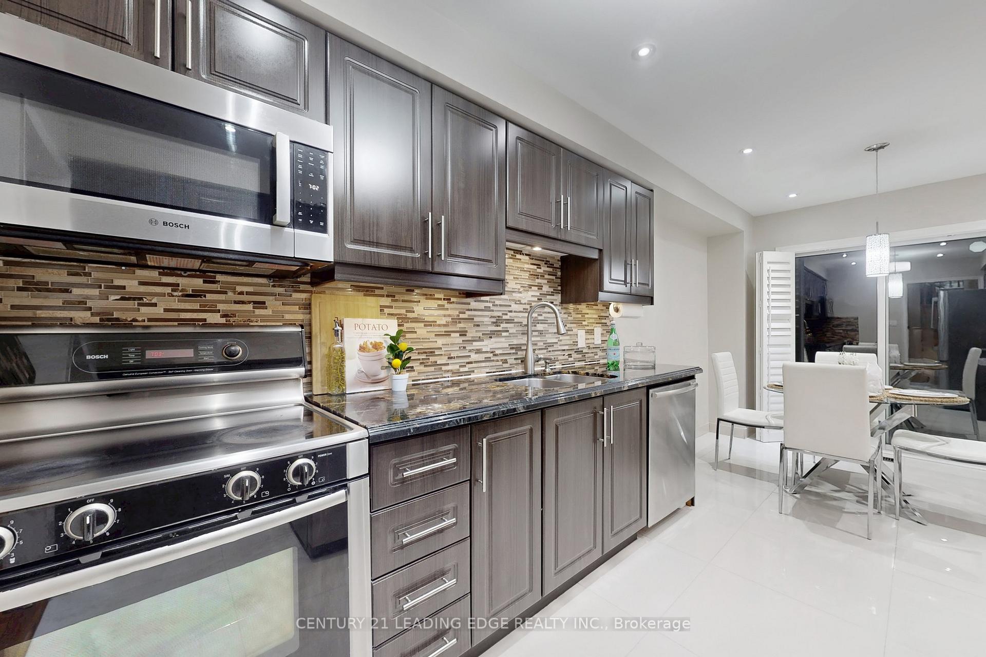 Photo 13 of 41 Horstman Street, Markham, Rouge River Estates — HOMEH