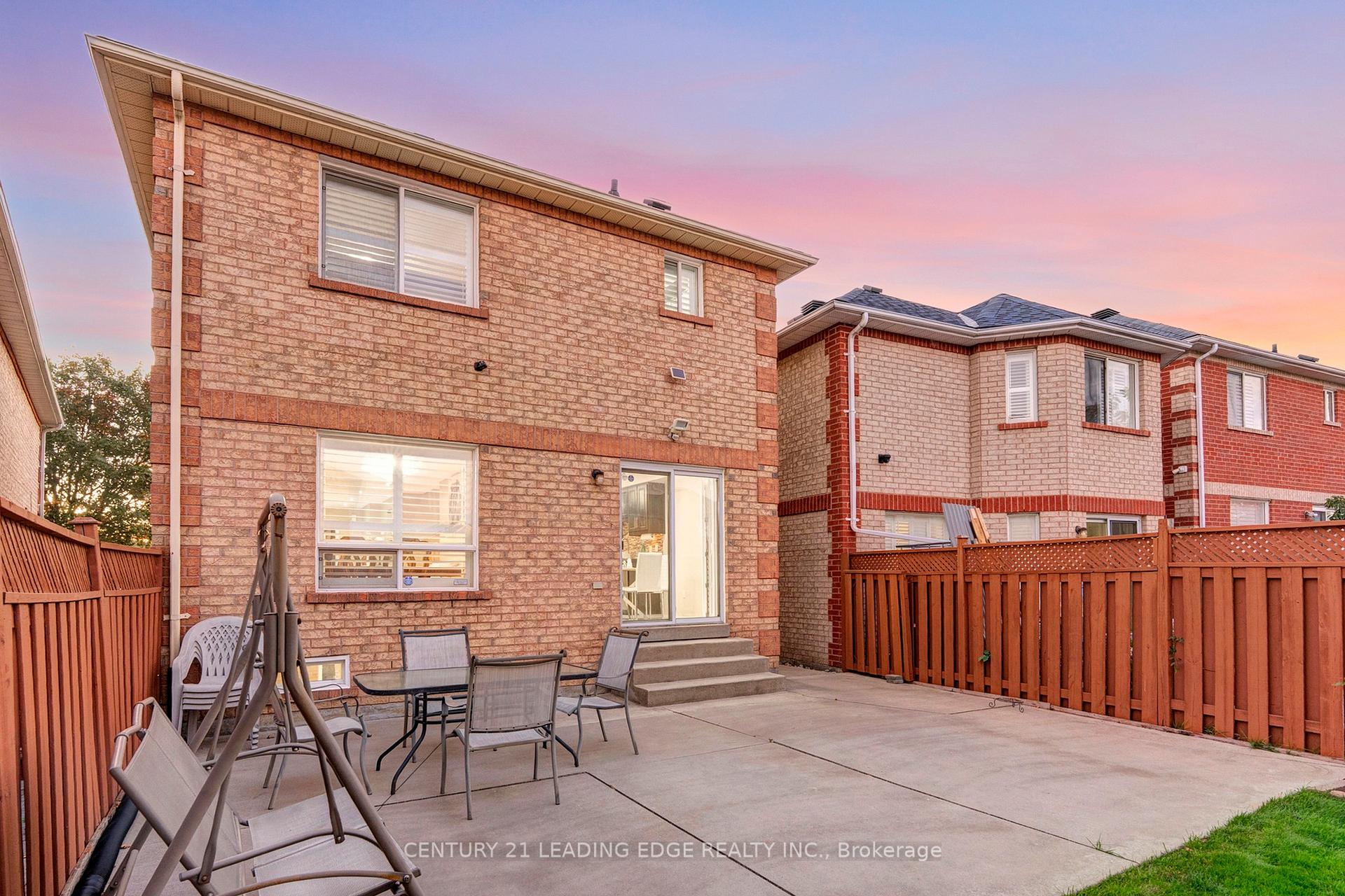 Photo 37 of 41 Horstman Street, Markham, Rouge River Estates — HOMEH