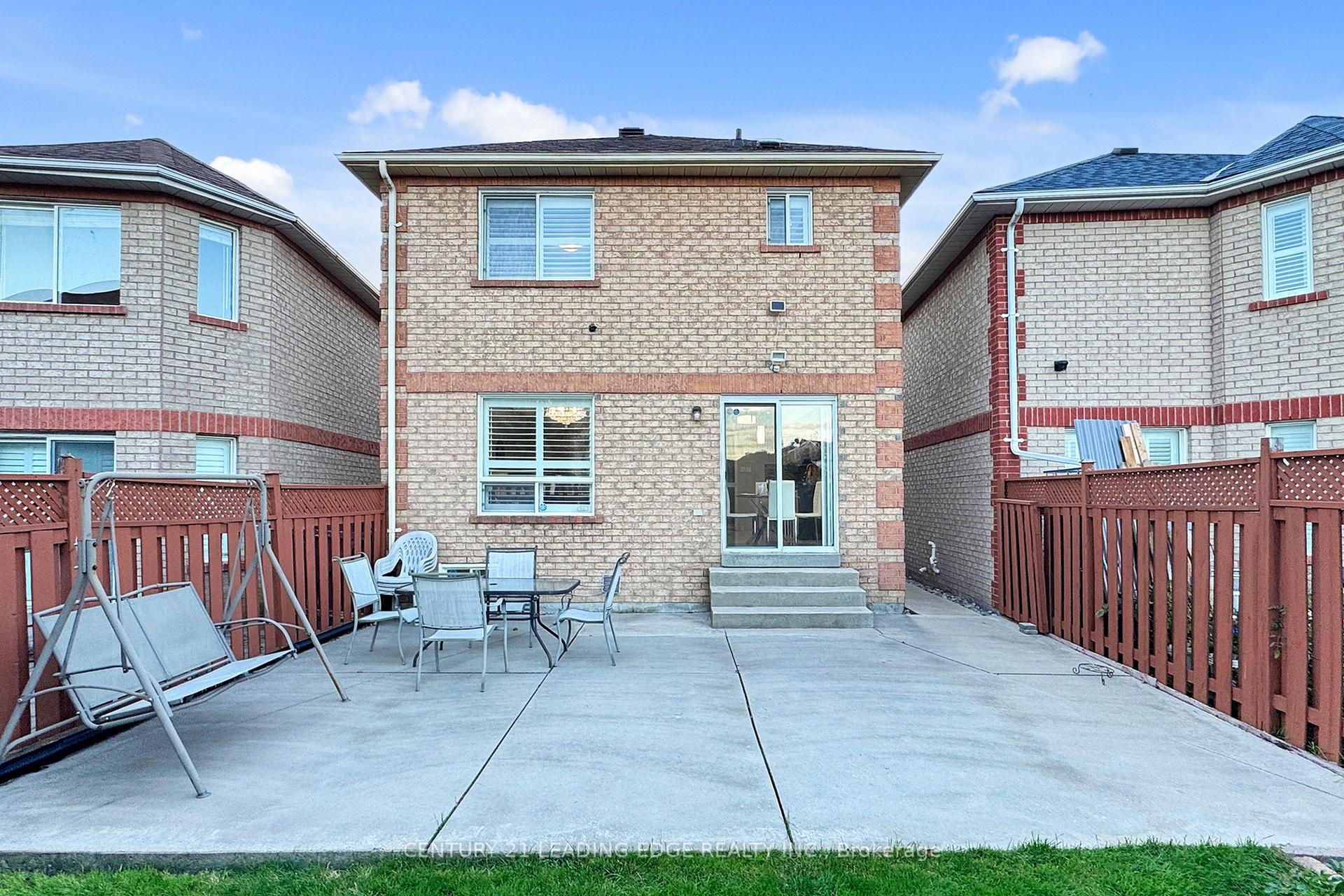 Photo 38 of 41 Horstman Street, Markham, Rouge River Estates — HOMEH