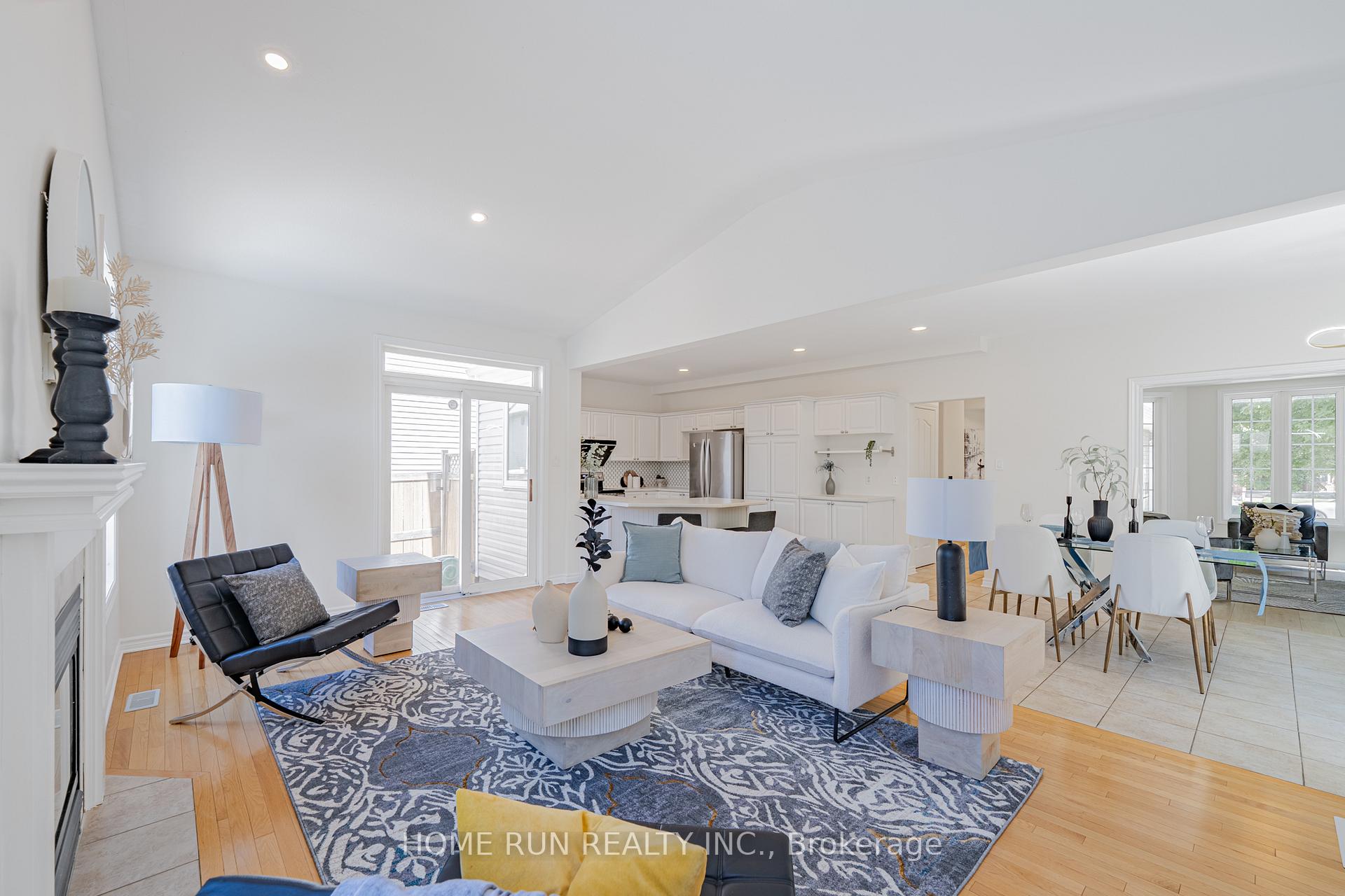 Photo 13 of 48 Woliston Crescent, Ottawa, Kanata - Morgan's Grant/South March — HOMEH