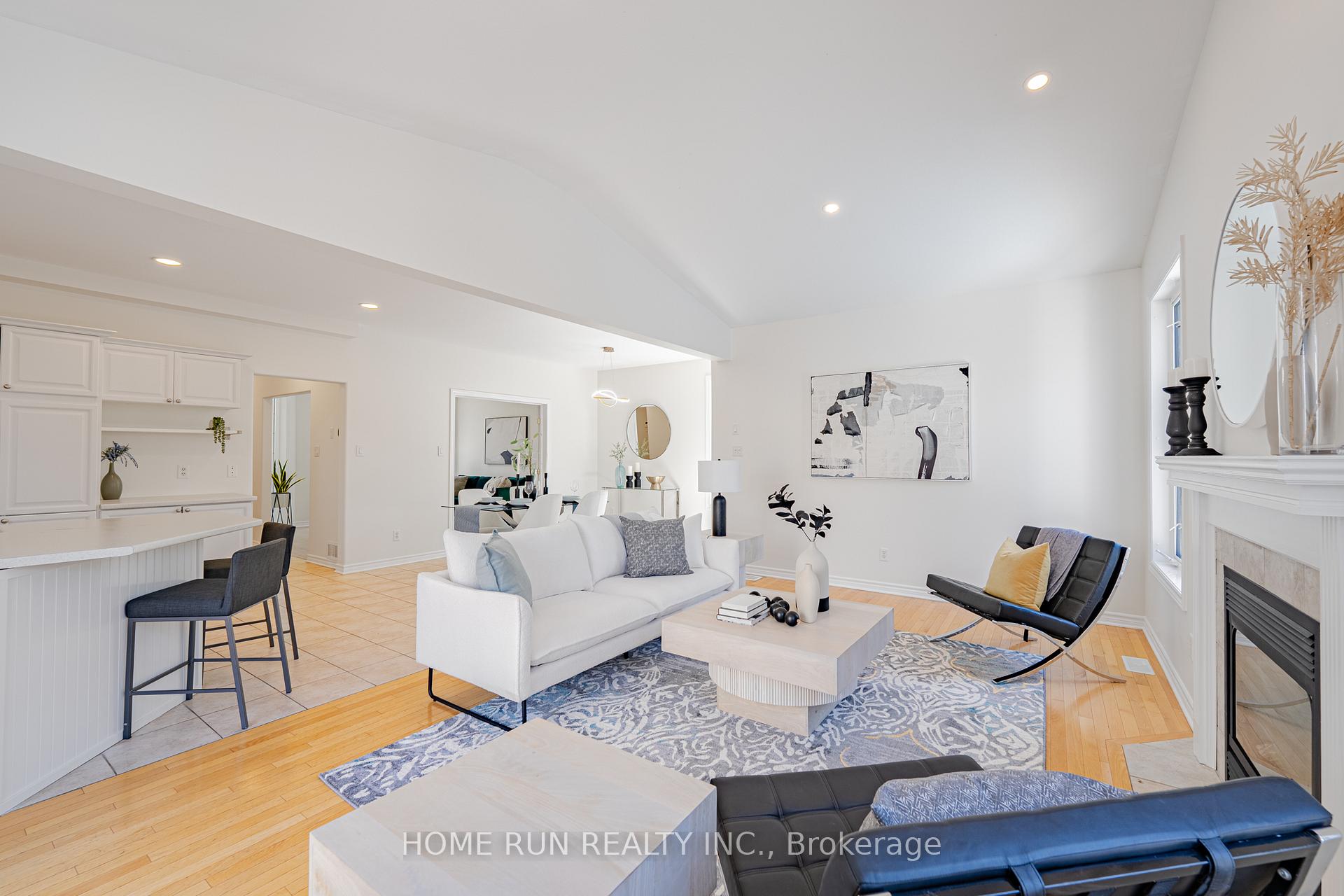 Photo 14 of 48 Woliston Crescent, Ottawa, Kanata - Morgan's Grant/South March — HOMEH