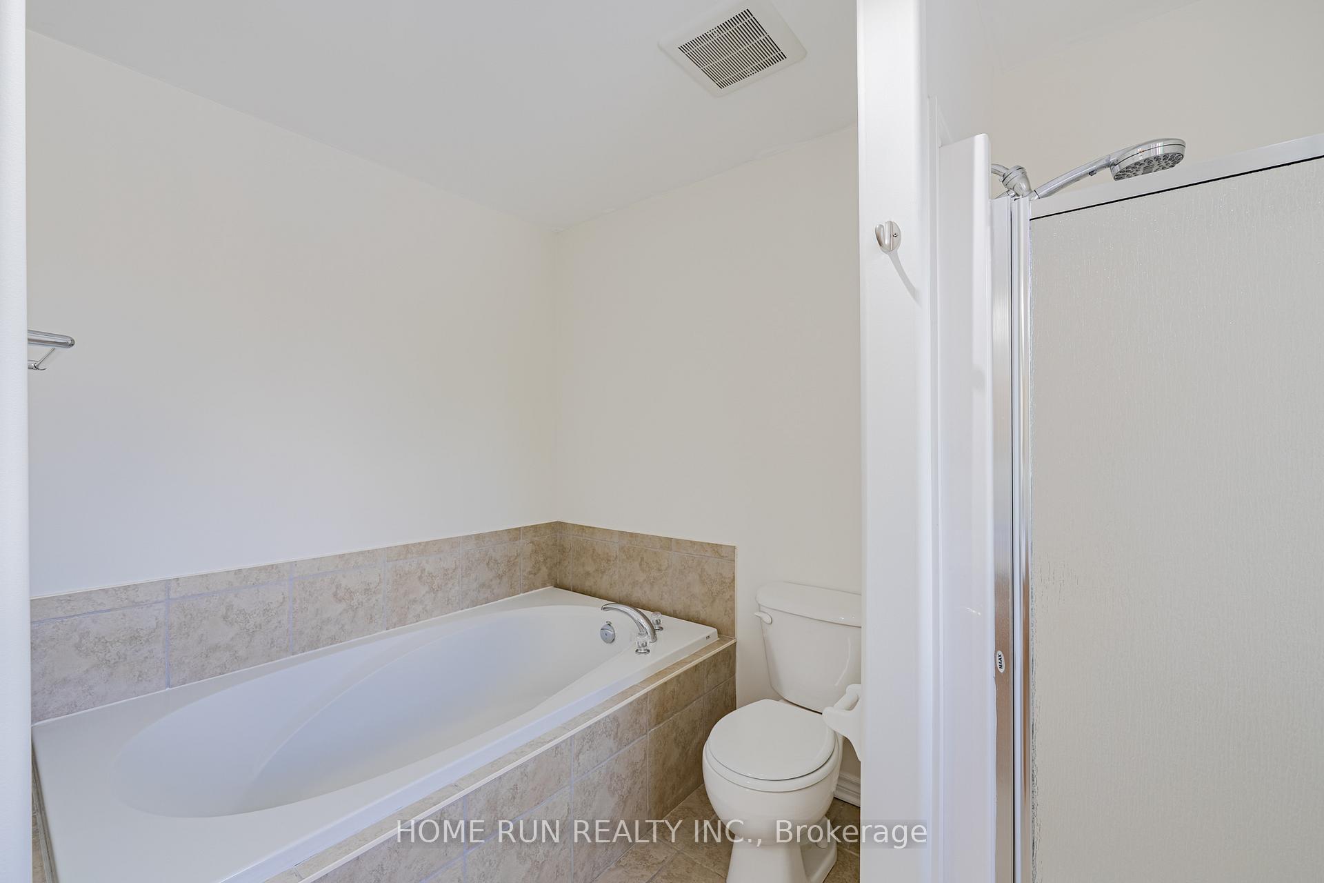 Photo 28 of 48 Woliston Crescent, Ottawa, Kanata - Morgan's Grant/South March — HOMEH