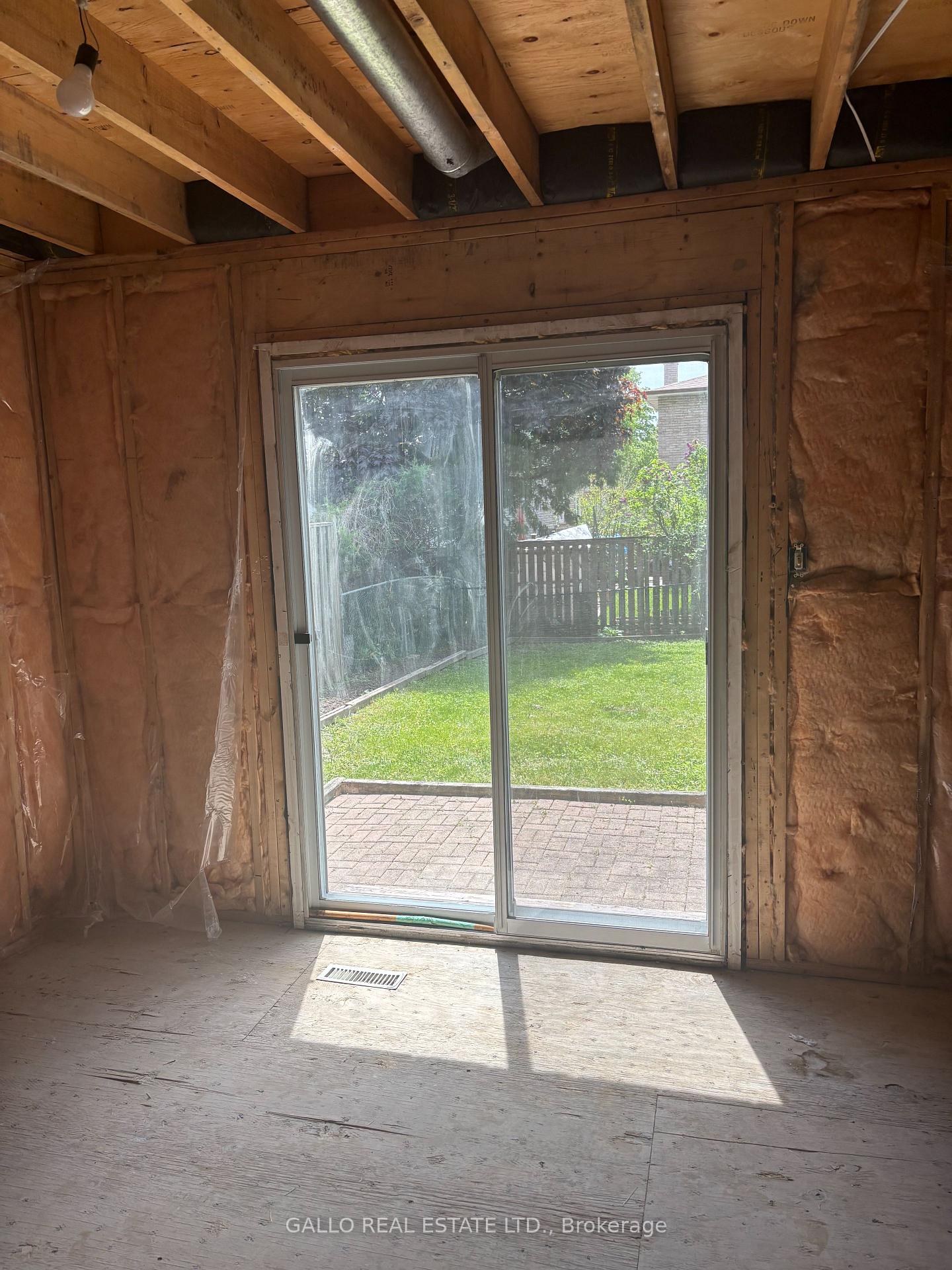 Photo 7 of 35 Delmark Boulevard, Markham, Sherwood-Amberglen — HOMEH