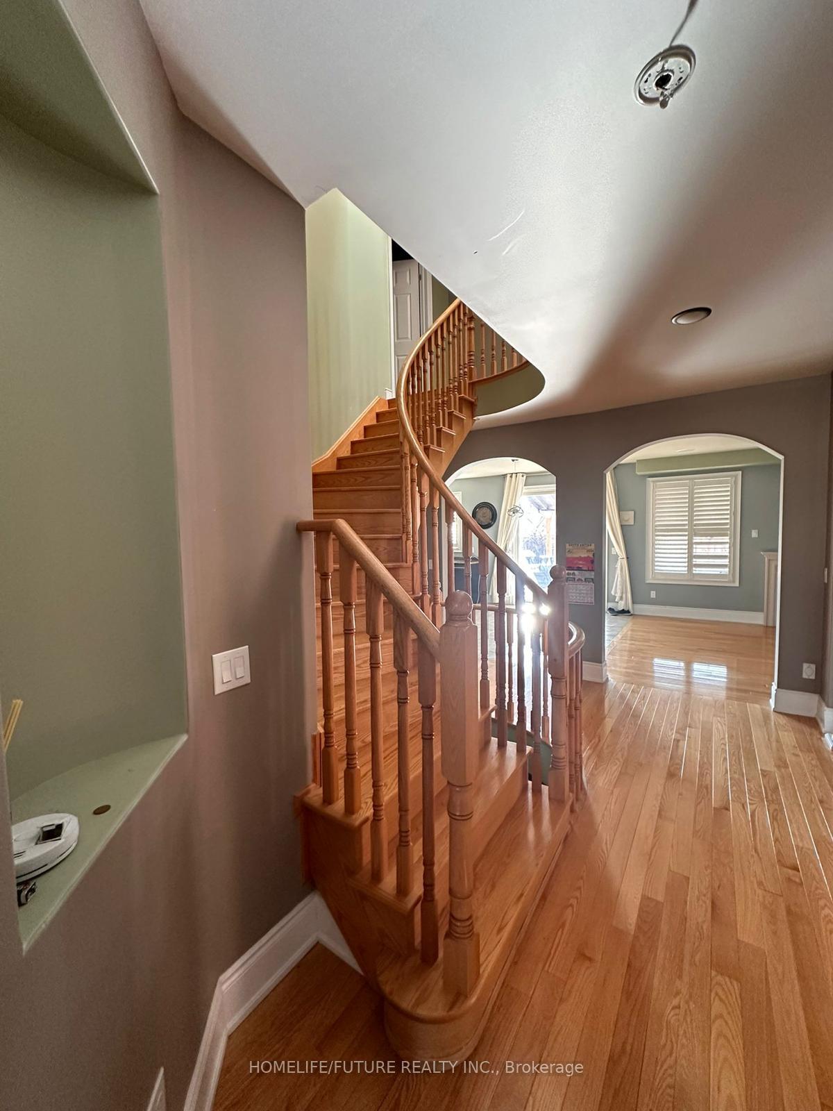 Photo 4 of Unit Main & 2nd, 86 Greenspire Avenue, Markham, Wismer — HOMEH