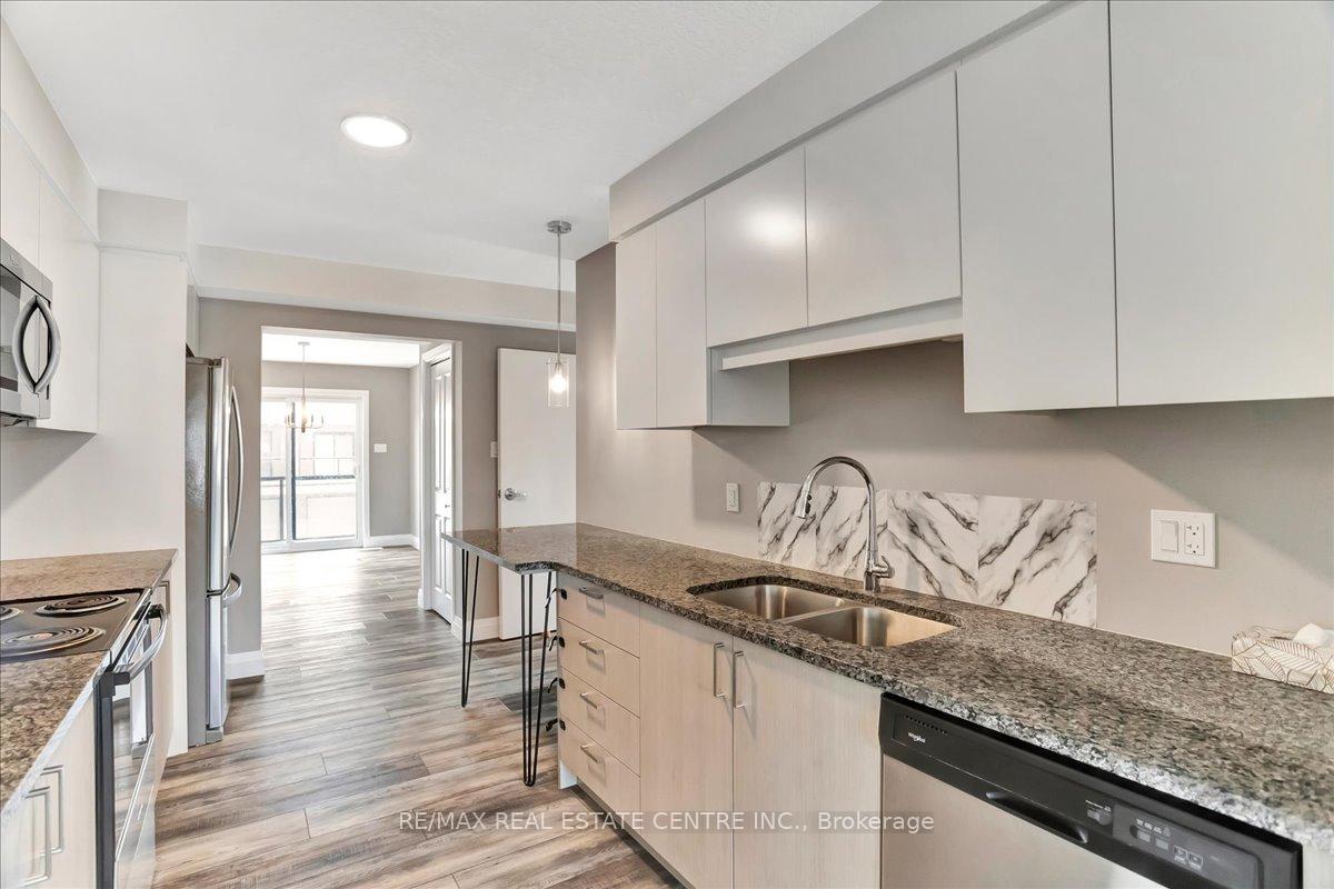 Photo 11 of Unit #1, 182 Bridge Crescent, Minto — HOMEH