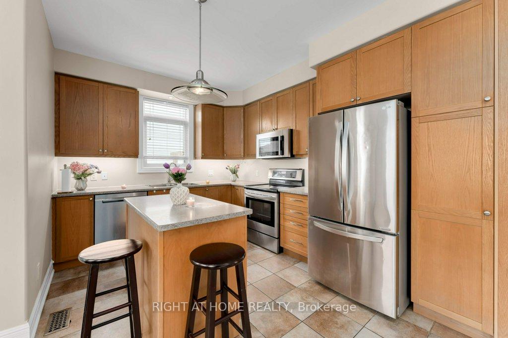 Photo 4 of 1328 Grace Avenue, Kingston, City Northwest — HOMEH