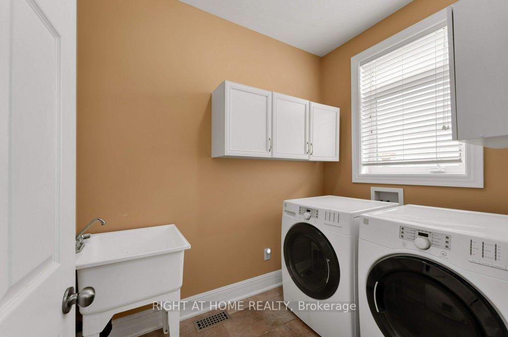 Photo 15 of 1328 Grace Avenue, Kingston, City Northwest — HOMEH