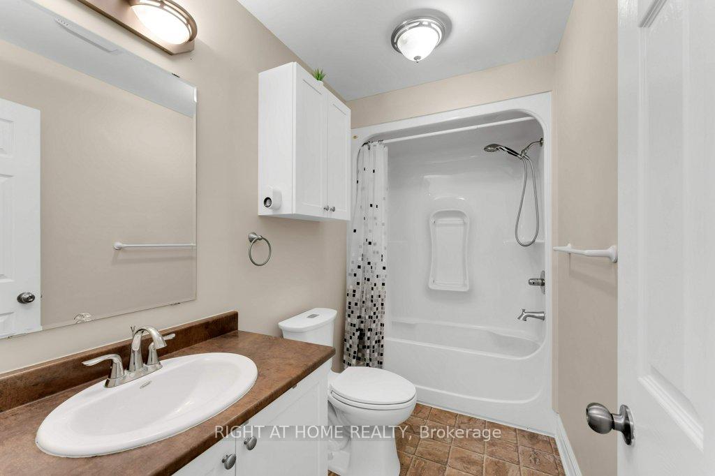 Photo 28 of 1328 Grace Avenue, Kingston, City Northwest — HOMEH