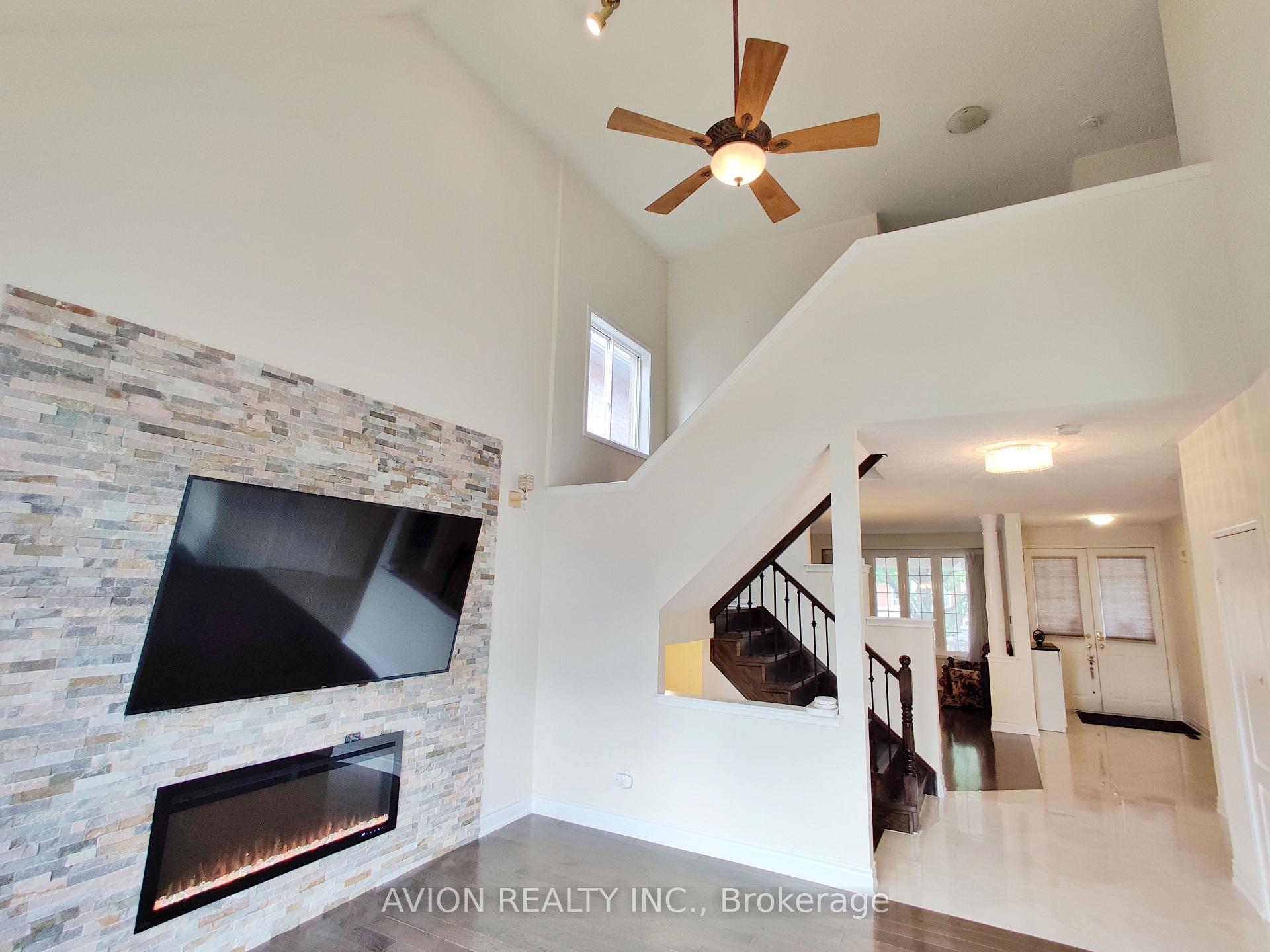 Photo 6 of 17 Staffordshire Lane, Markham, Berczy — HOMEH
