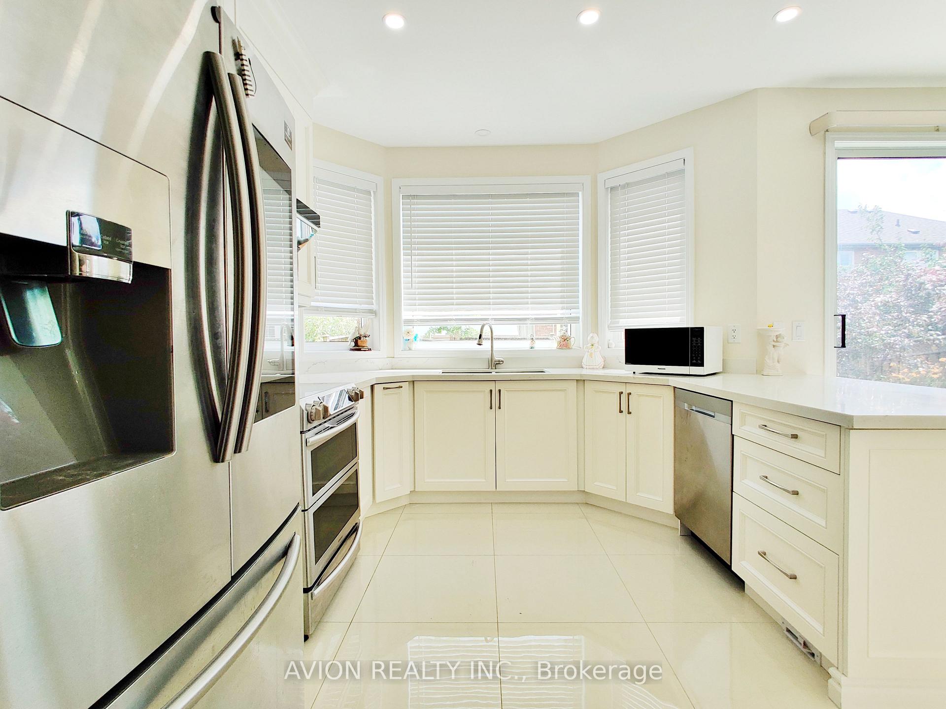 Photo 9 of 17 Staffordshire Lane, Markham, Berczy — HOMEH