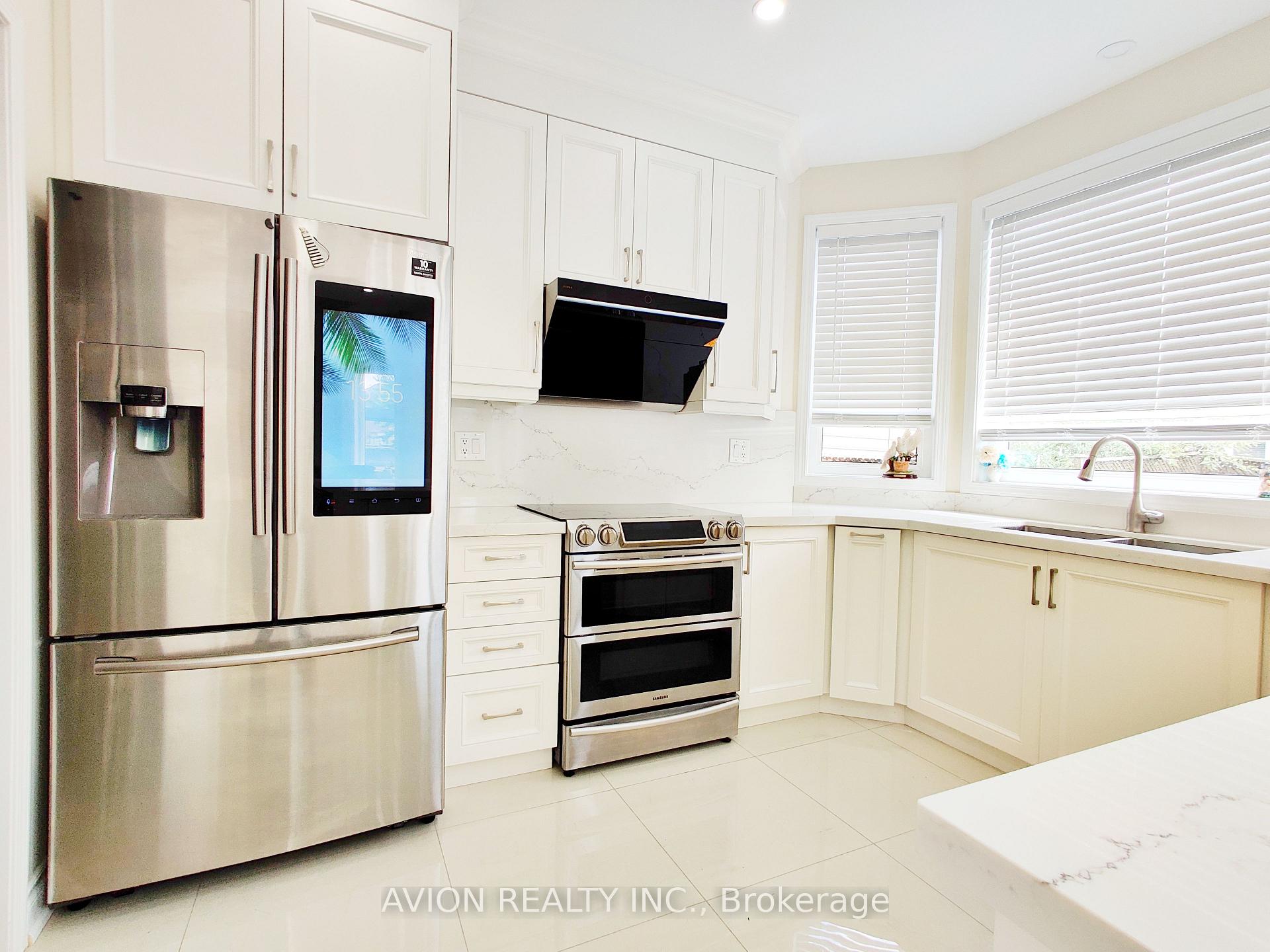 Photo 10 of 17 Staffordshire Lane, Markham, Berczy — HOMEH