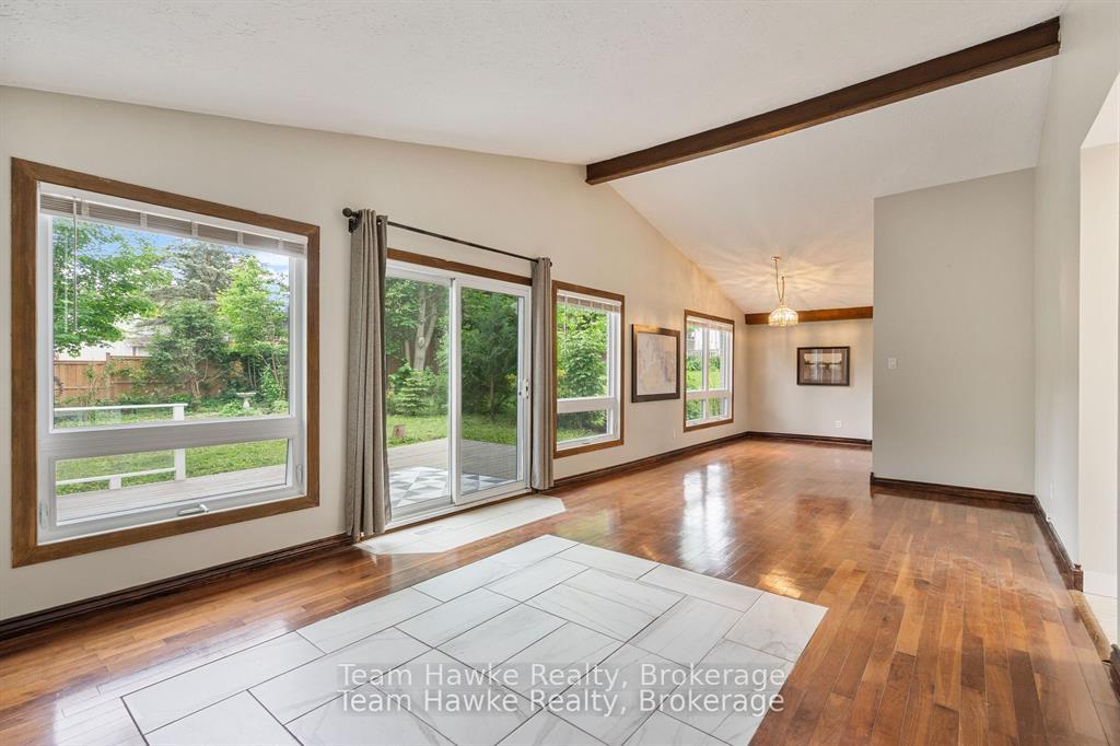 Photo 17 of 689 Dominion Avenue, Midland — HOMEH