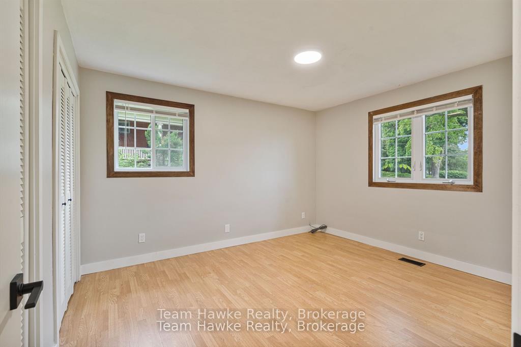 Photo 26 of 689 Dominion Avenue, Midland — HOMEH