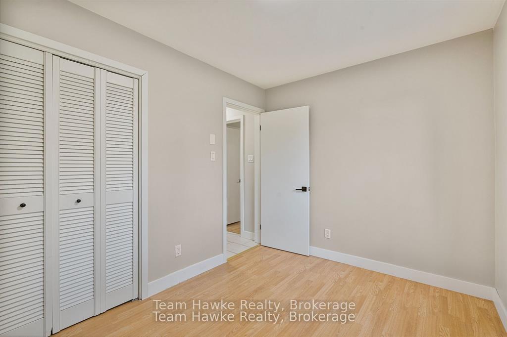 Photo 30 of 689 Dominion Avenue, Midland — HOMEH