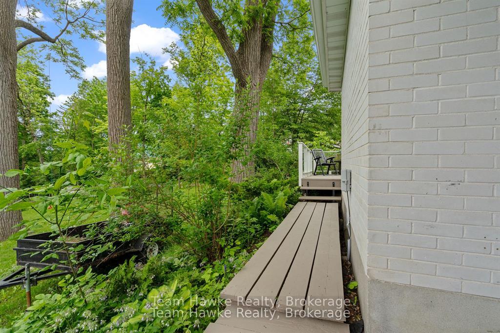 Photo 41 of 689 Dominion Avenue, Midland — HOMEH