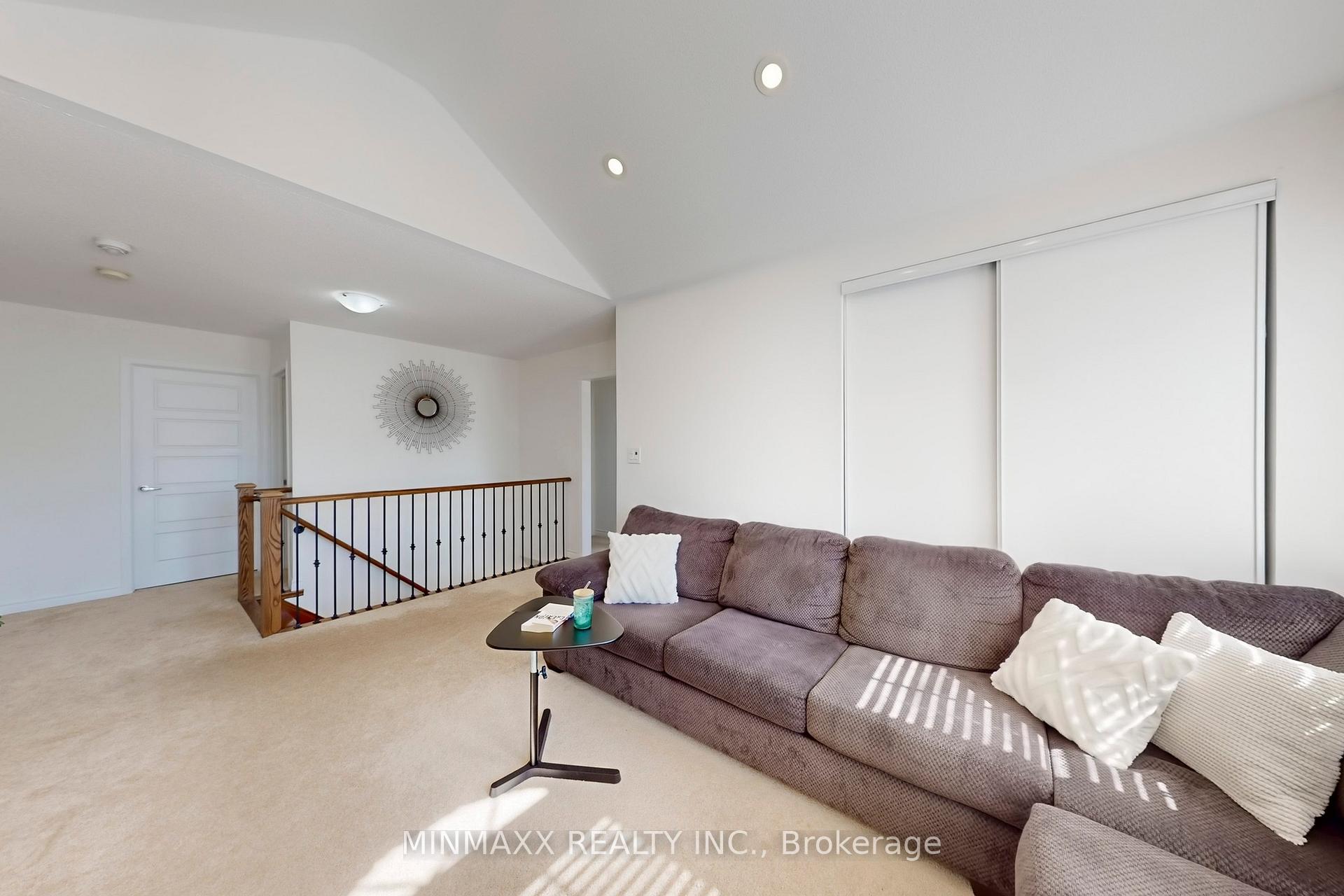 Photo 5 of 257 Hinton Terrace, Milton, Ford — HOMEH