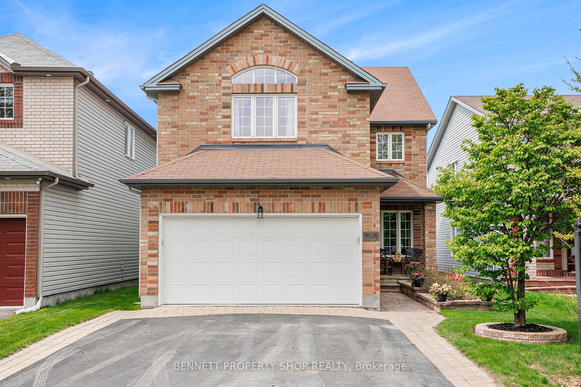Photo 1 of 176 Macara Crescent, Ottawa, Kanata - Morgan's Grant/South March — HOMEH