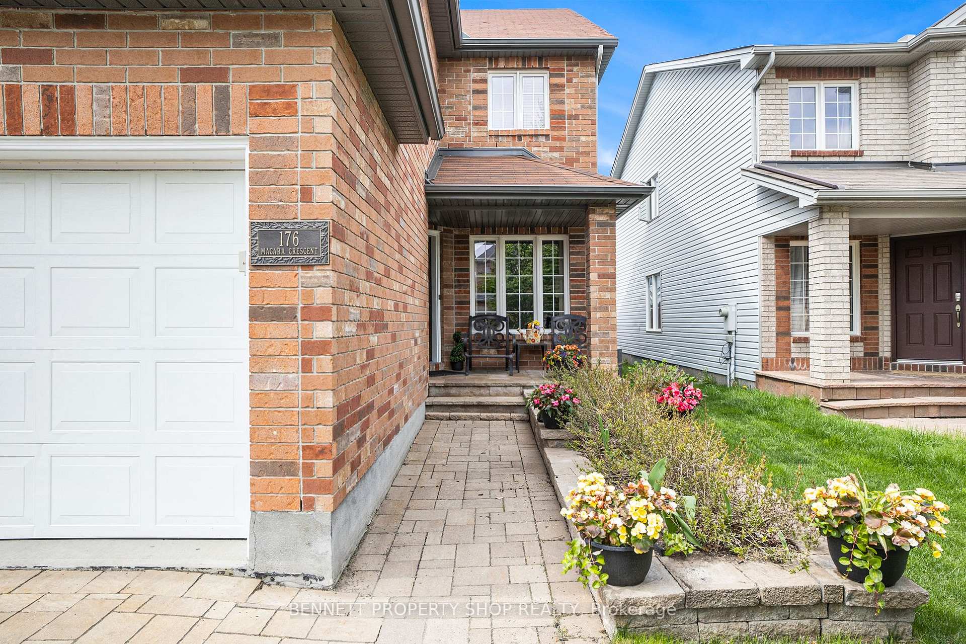Photo 2 of 176 Macara Crescent, Ottawa, Kanata - Morgan's Grant/South March — HOMEH