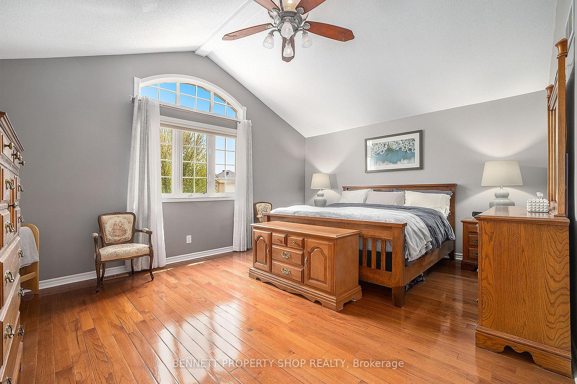 Photo 13 of 176 Macara Crescent, Ottawa, Kanata - Morgan's Grant/South March — HOMEH