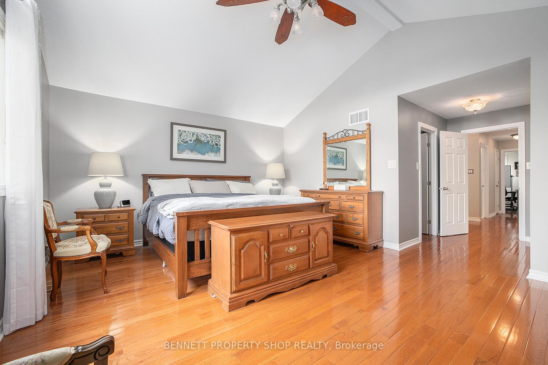 Photo 14 of 176 Macara Crescent, Ottawa, Kanata - Morgan's Grant/South March — HOMEH