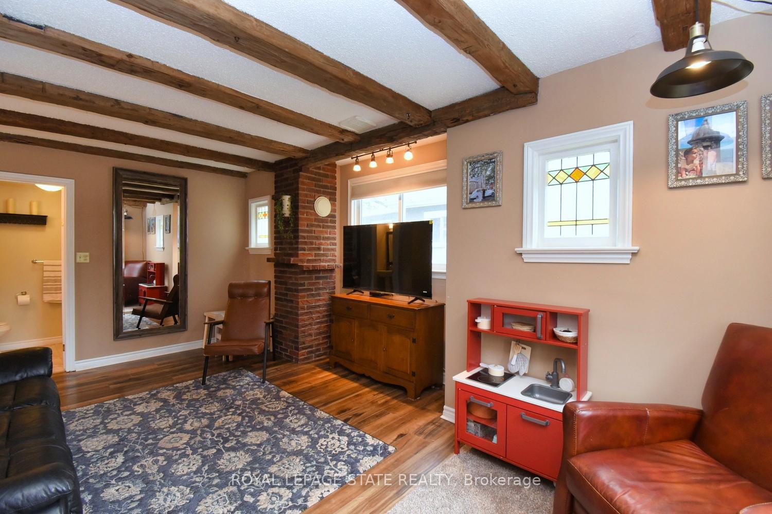 Photo 10 of 478 Stirling Avenue S, Kitchener — HOMEH