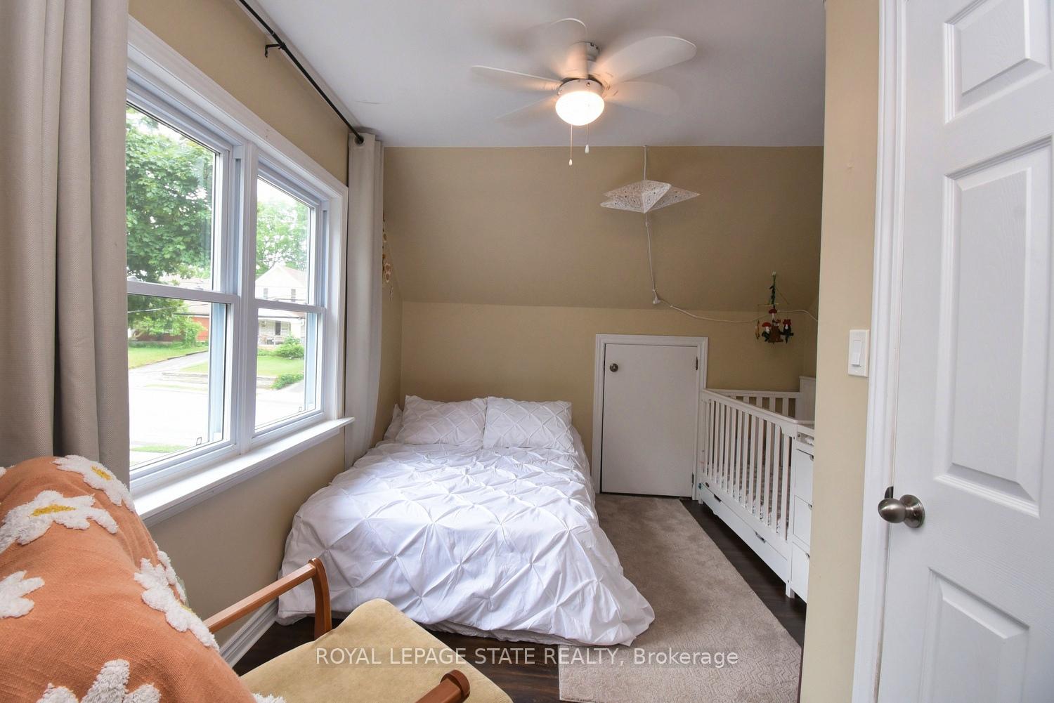 Photo 27 of 478 Stirling Avenue S, Kitchener — HOMEH