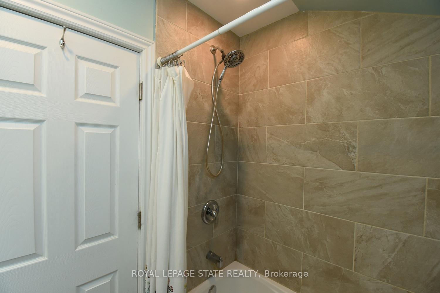 Photo 32 of 478 Stirling Avenue S, Kitchener — HOMEH