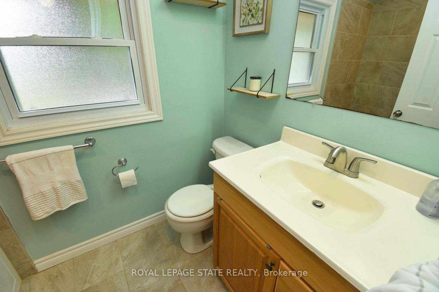 Photo 33 of 478 Stirling Avenue S, Kitchener — HOMEH