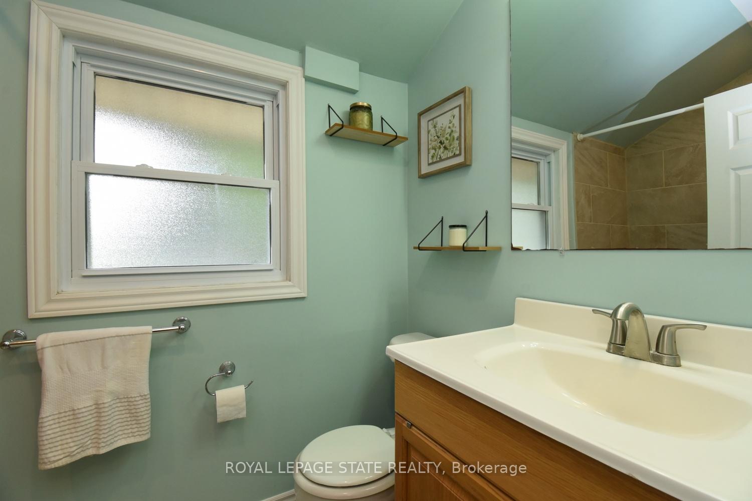 Photo 34 of 478 Stirling Avenue S, Kitchener — HOMEH