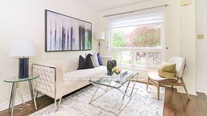 Photo 2 of 40 Rachel Crescent, Markham, Cachet — HOMEH