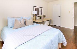 Photo 12 of 40 Rachel Crescent, Markham, Cachet — HOMEH