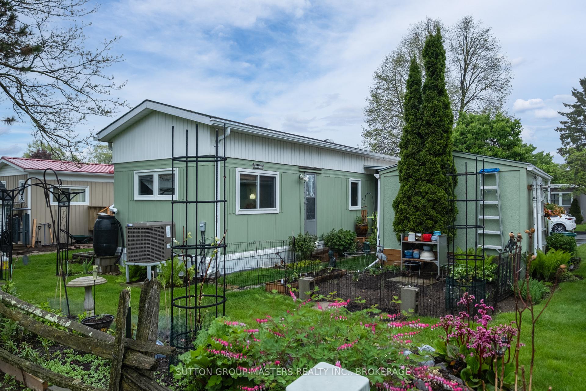 Photo 4 of 7 Wentworth Drive, Kingston, Rideau — HOMEH