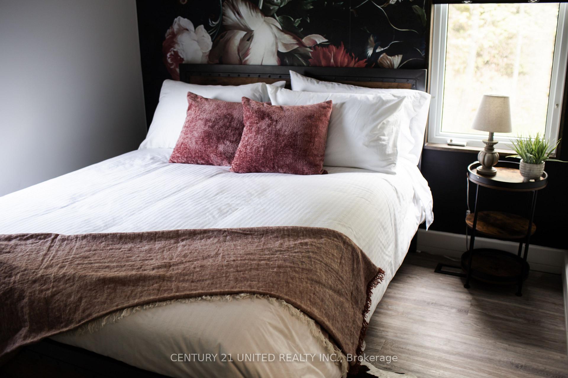 Photo 22 of 1014 Lois Lane, Minden Hills, Lutterworth — HOMEH