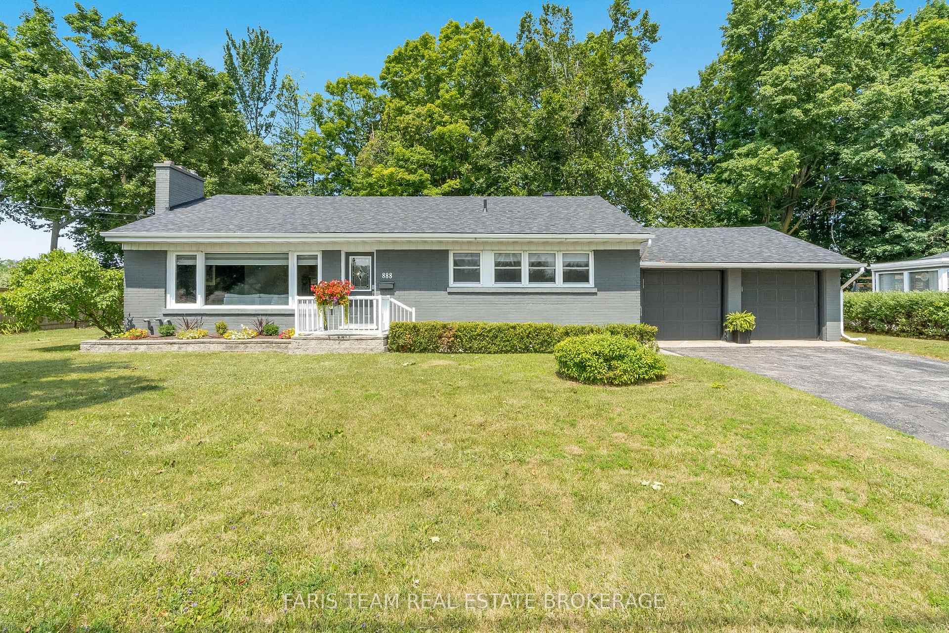 Front of 888 Hugel Avenue
