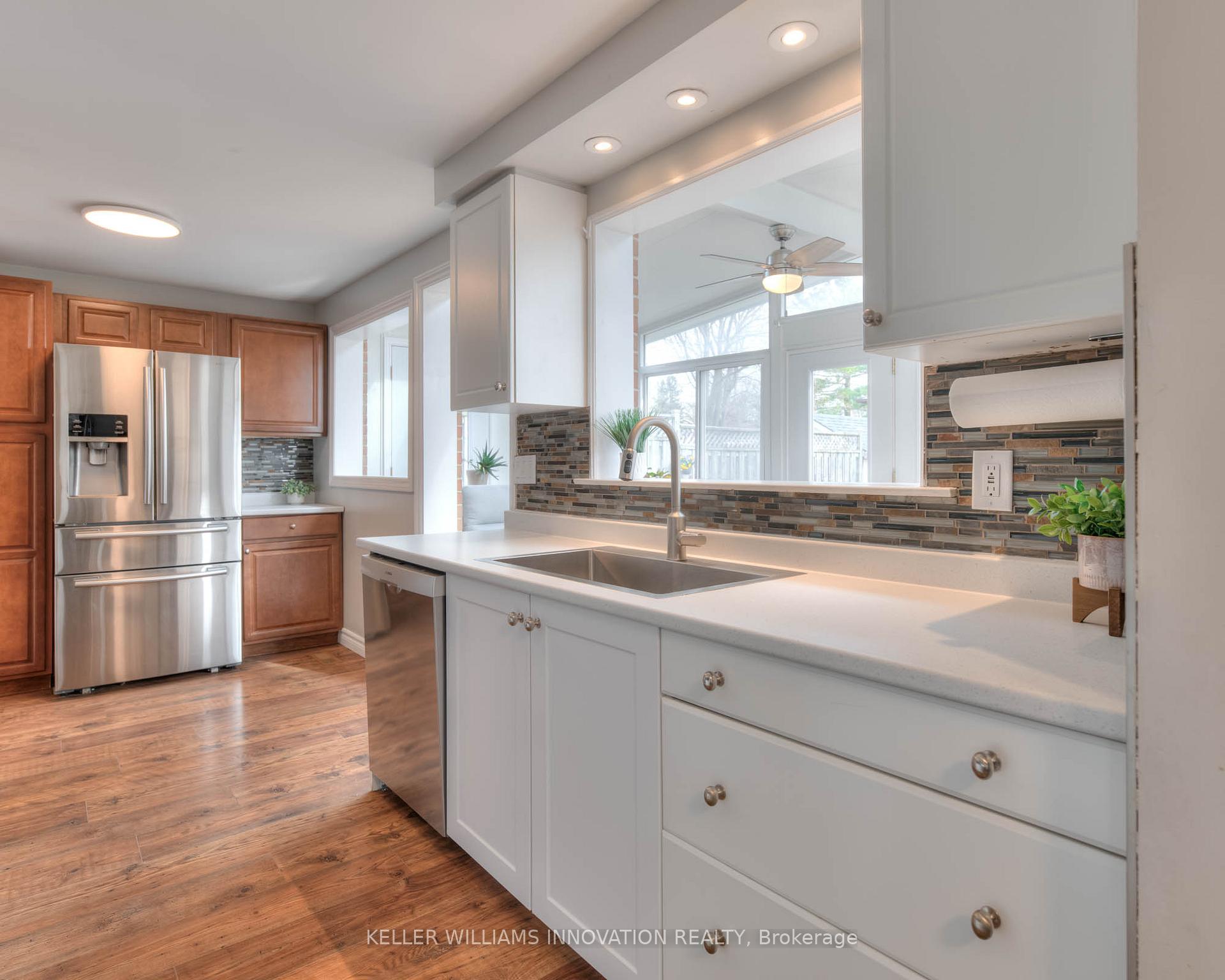 Photo 10 of 26 Markwood Drive, Kitchener — HOMEH