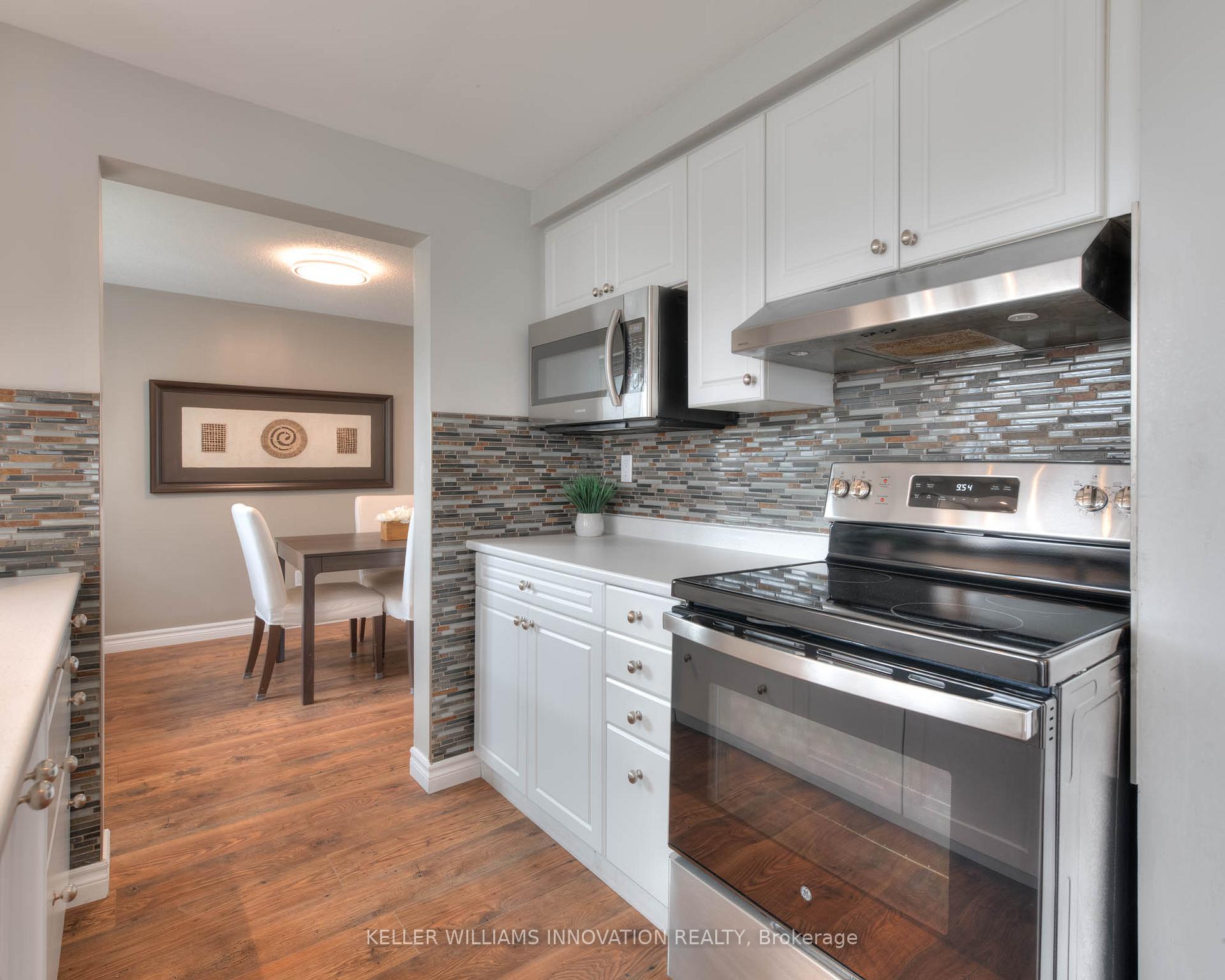 Photo 11 of 26 Markwood Drive, Kitchener — HOMEH