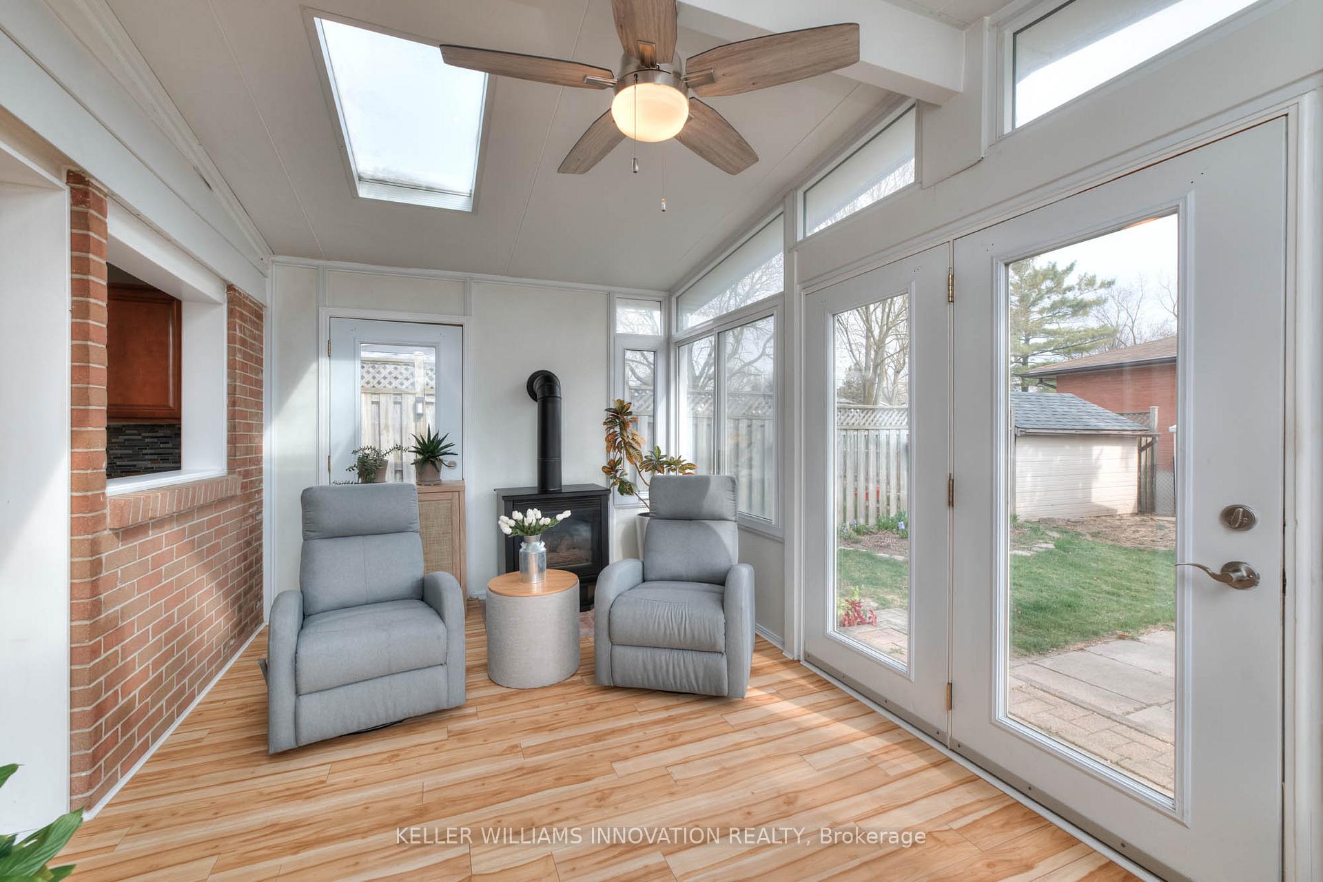 Photo 18 of 26 Markwood Drive, Kitchener — HOMEH