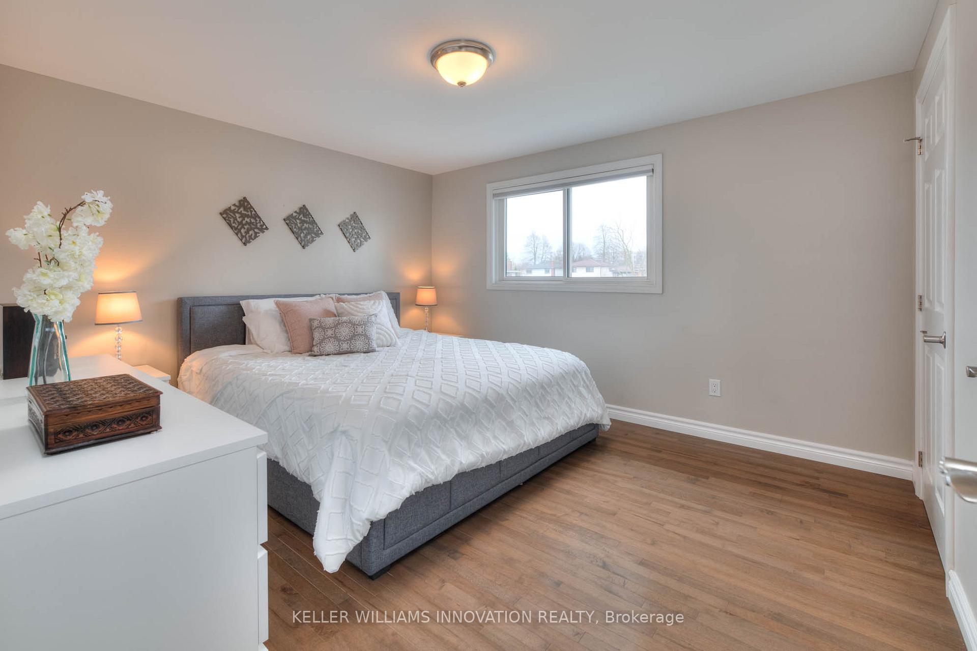 Photo 28 of 26 Markwood Drive, Kitchener — HOMEH