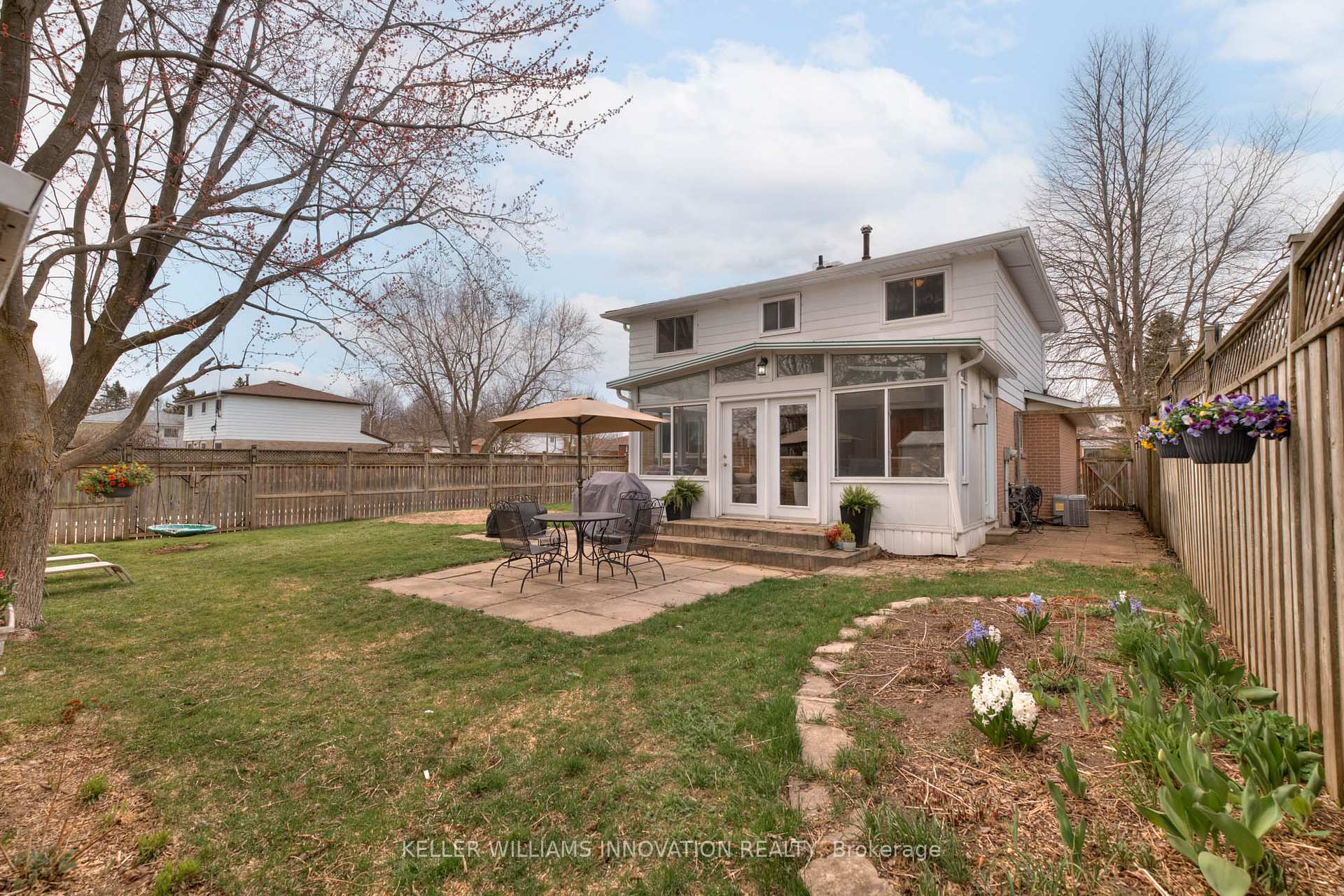 Photo 37 of 26 Markwood Drive, Kitchener — HOMEH