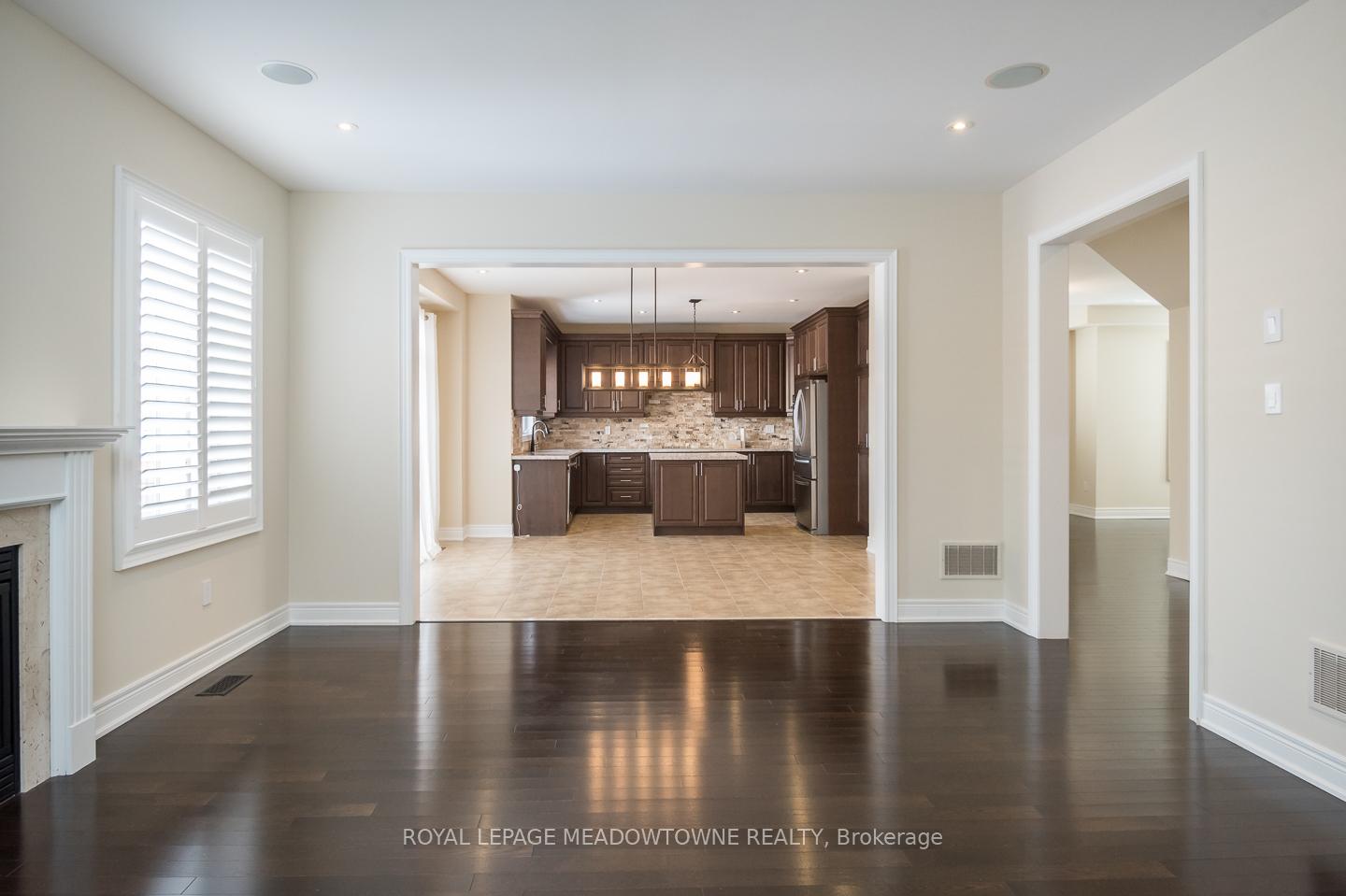 Photo 11 of 195 Huddlestone Crescent, Milton, Scott — HOMEH