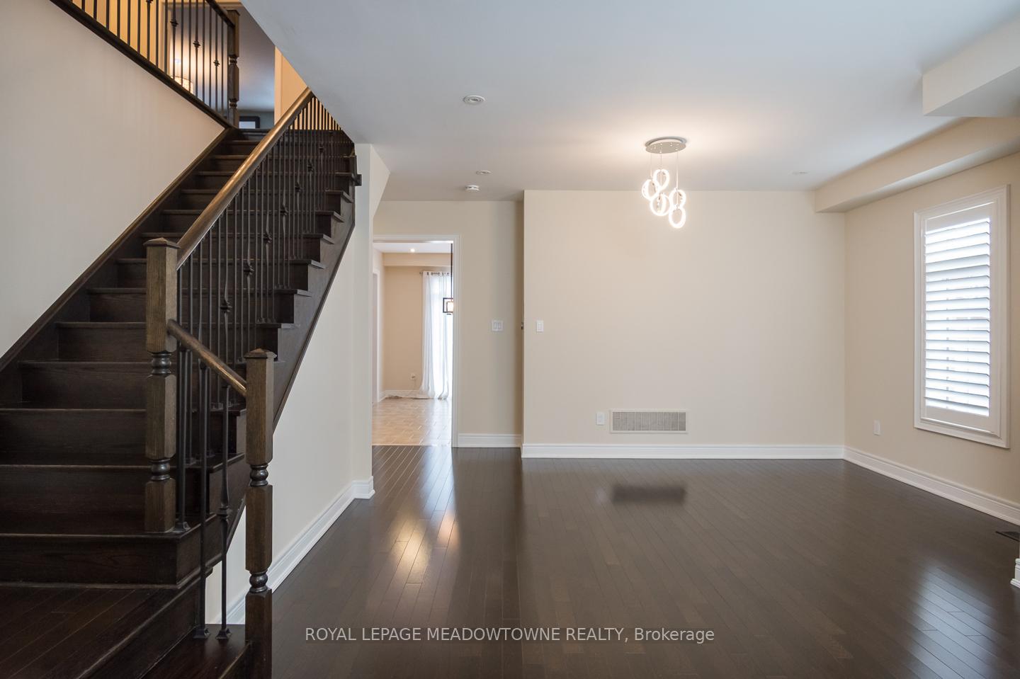Photo 18 of 195 Huddlestone Crescent, Milton, Scott — HOMEH