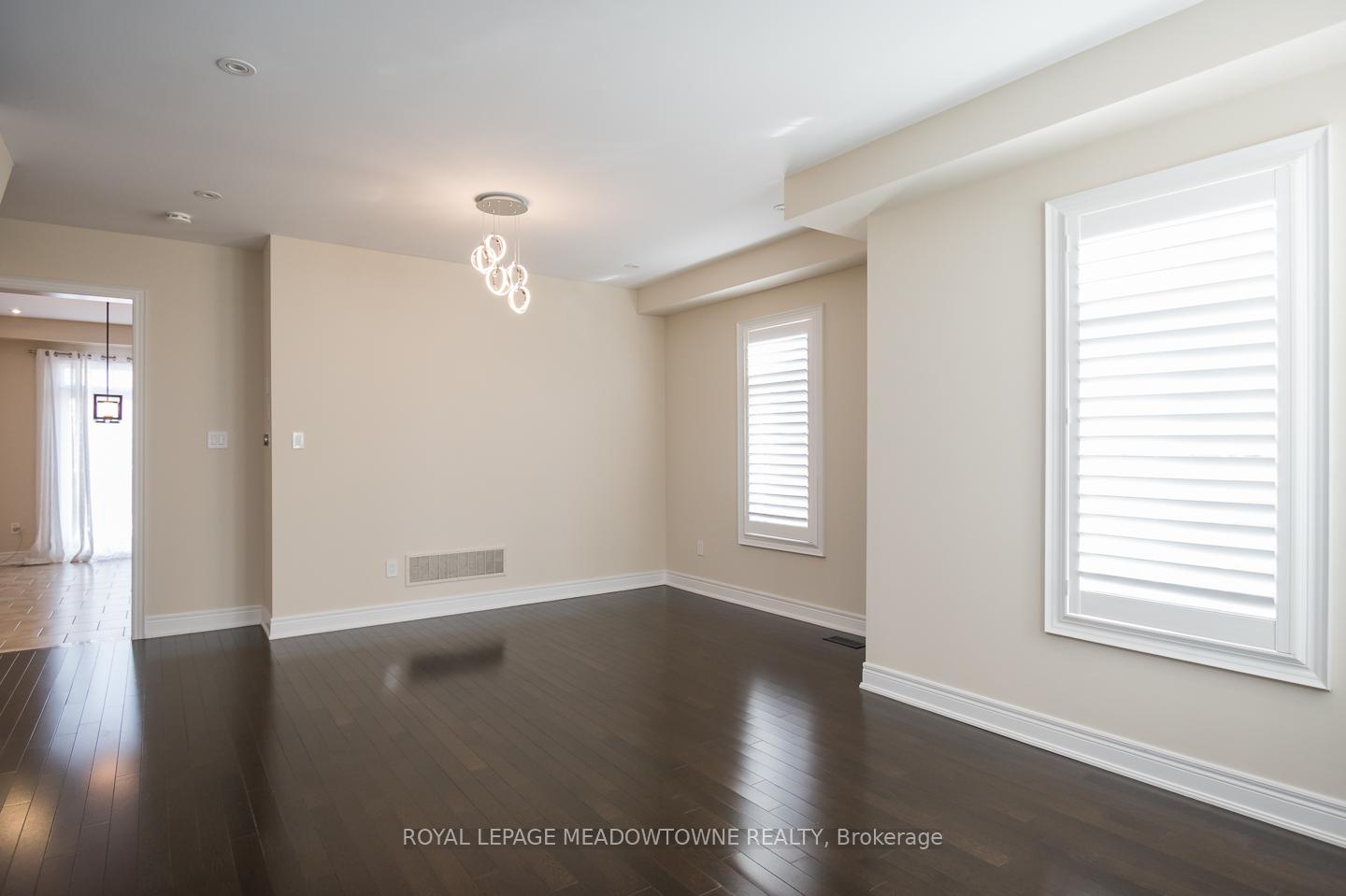 Photo 19 of 195 Huddlestone Crescent, Milton, Scott — HOMEH