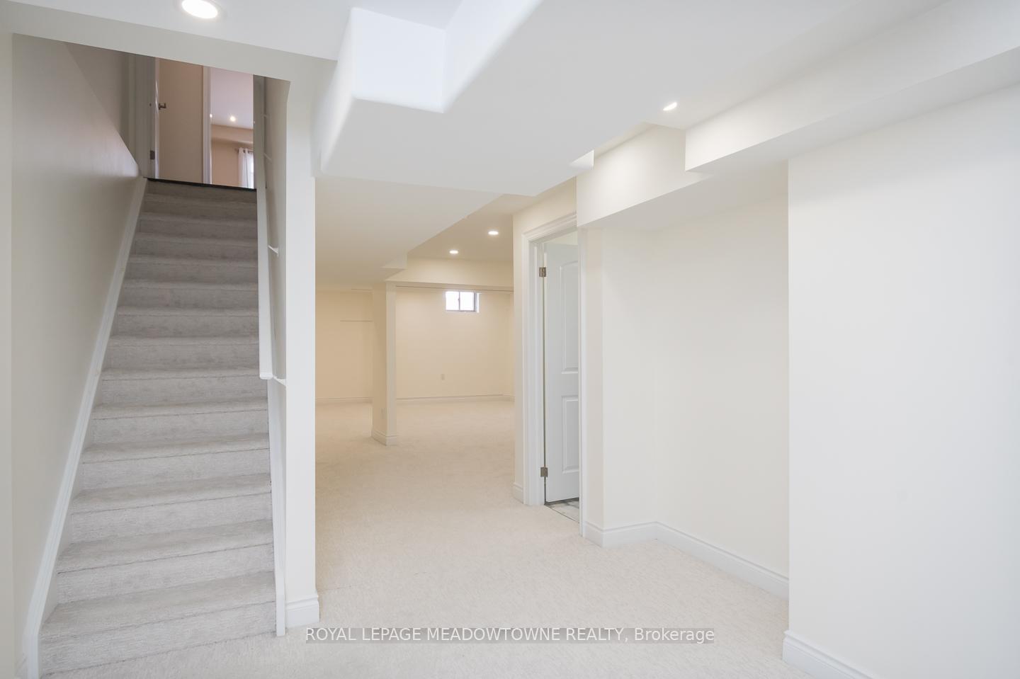 Photo 42 of 195 Huddlestone Crescent, Milton, Scott — HOMEH